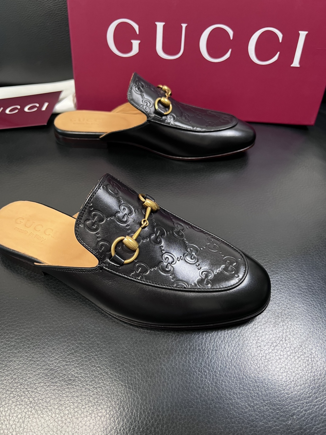 Gucci 高品质  顶级工艺品  古奇  皮鞋专柜新款原厂配置，意大利进口牛皮面料，进口牛皮内里垫，透