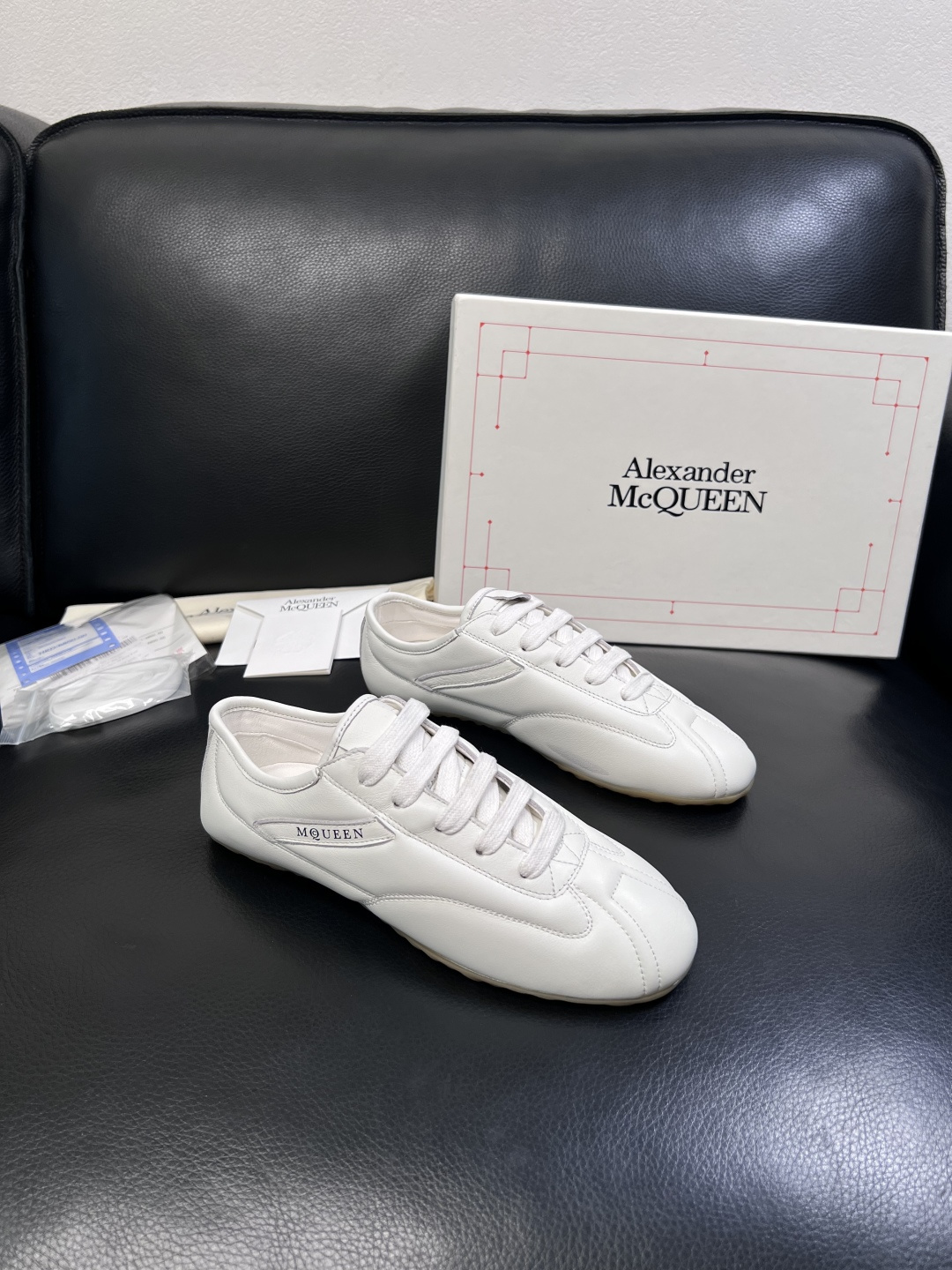 Alexander McQueen  高品质  顶级工艺品  麦昆  专柜同步 原厂配置，意大利进口原版