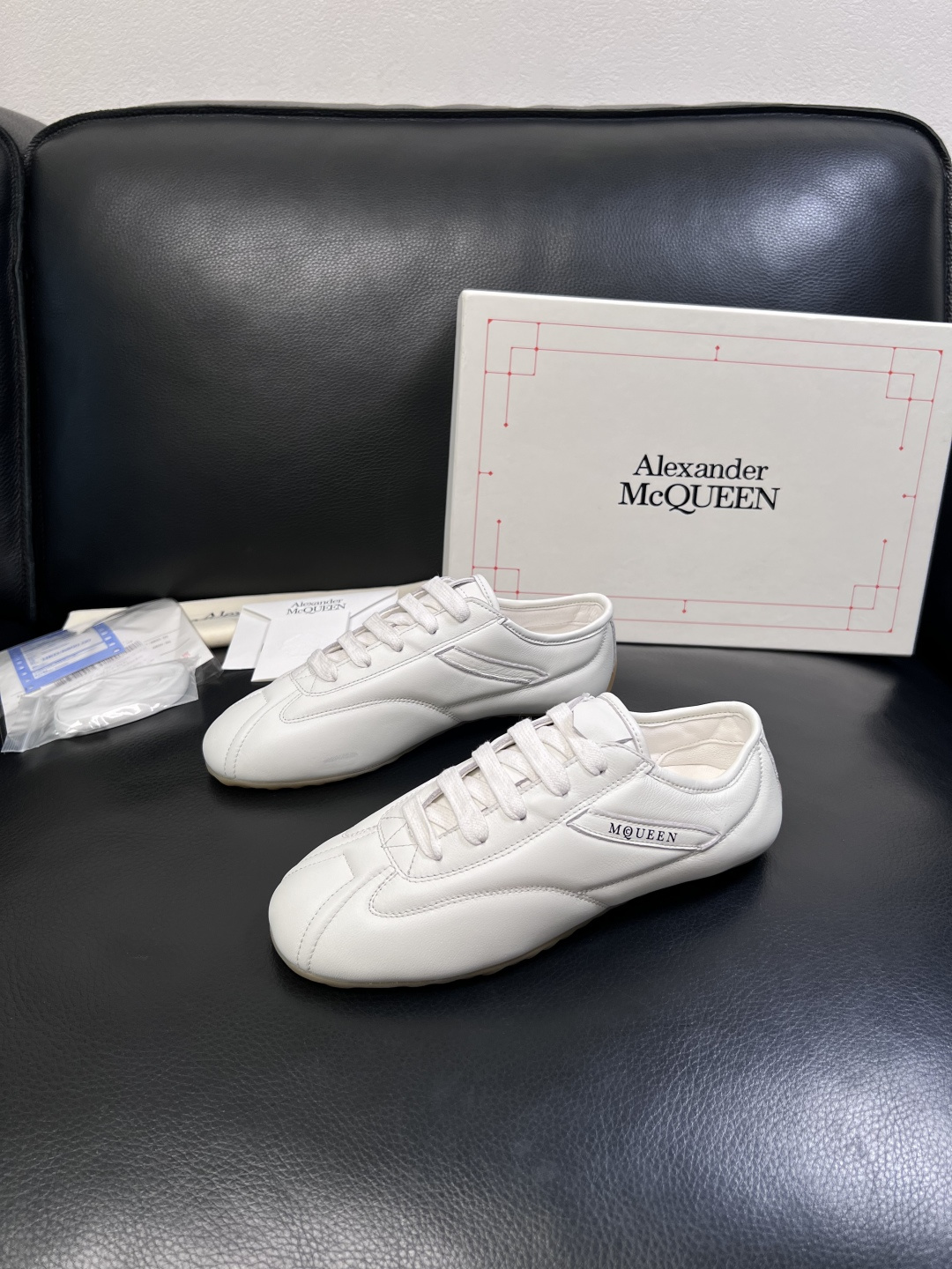 Alexander McQueen  高品质  顶级工艺品  麦昆  专柜同步 原厂配置，意大利进口原版