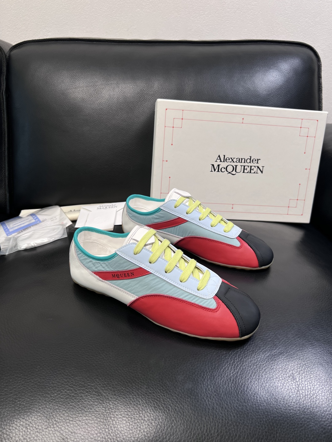 Alexander McQueen  高品质  顶级工艺品  麦昆  专柜同步 原厂配置，意大利进口原版