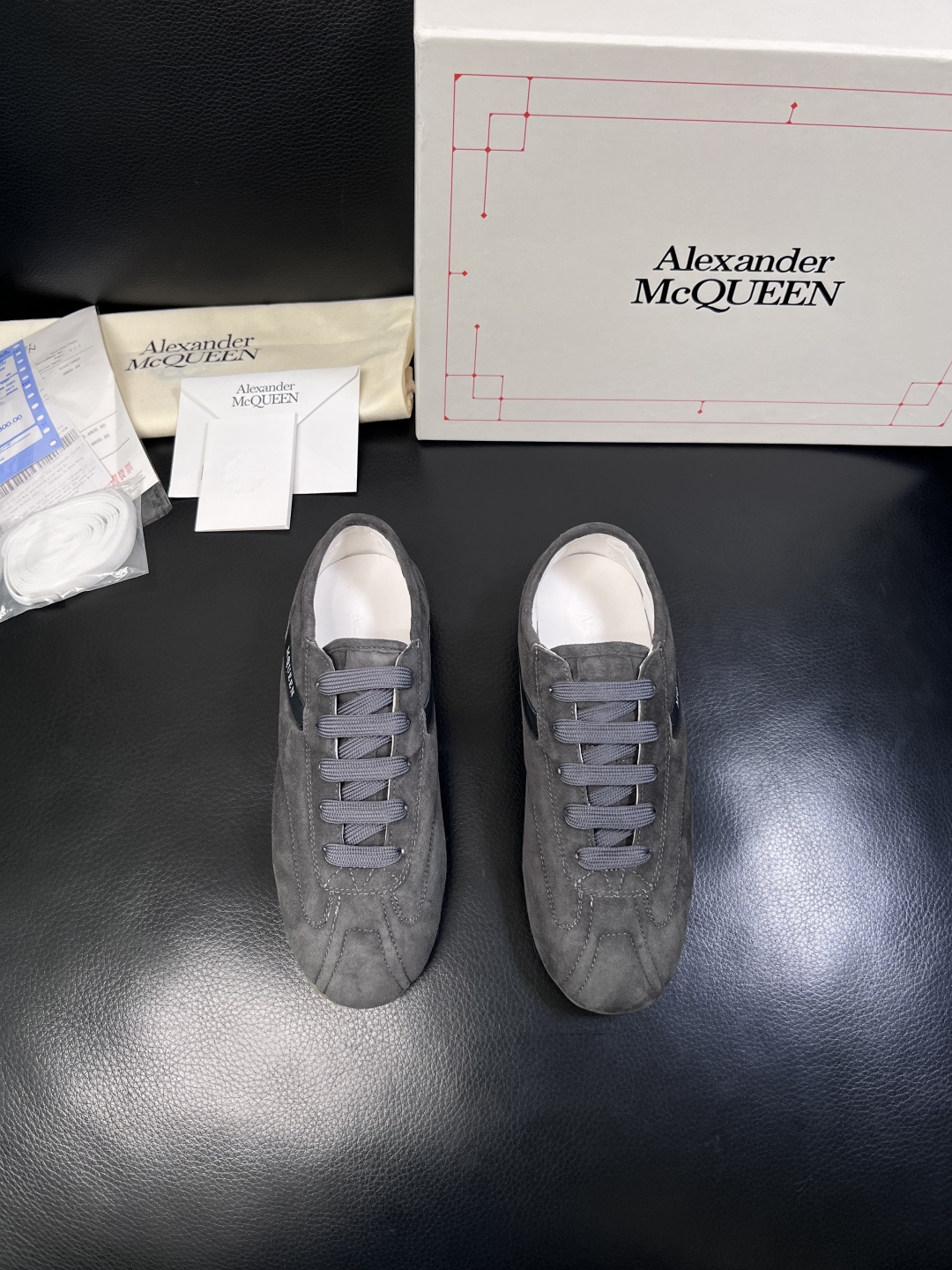 Alexander McQueen  高品质  顶级工艺品  麦昆  专柜同步 原厂配置，意大利进口原版