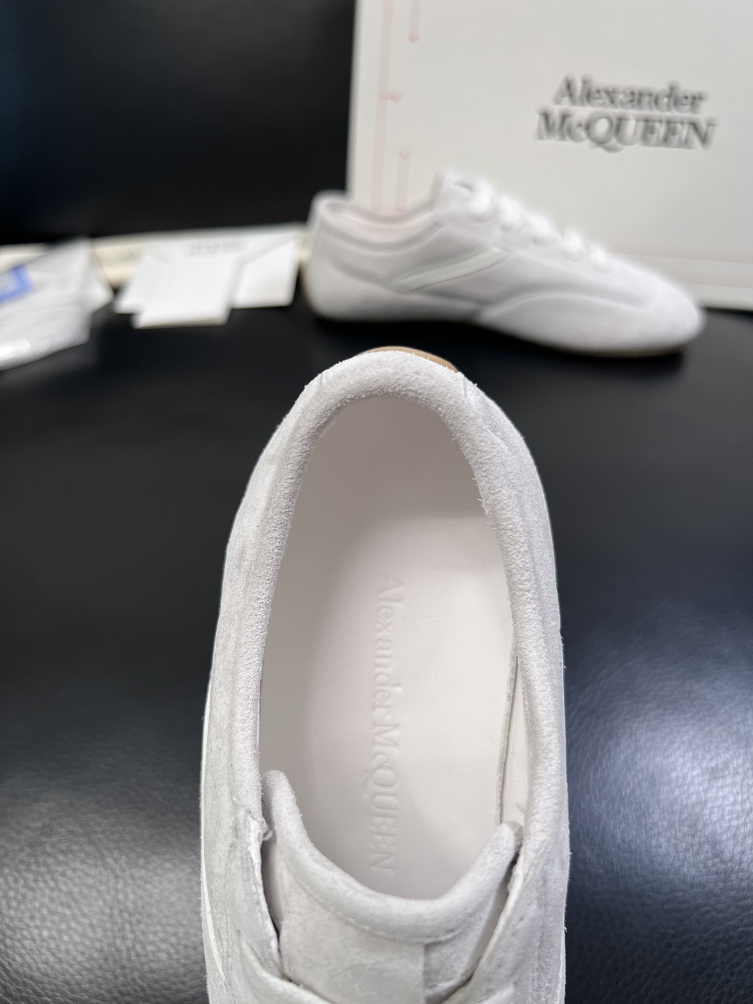 Alexander McQueen  高品质  顶级工艺品  麦昆  专柜同步 原厂配置，意大利进口原版