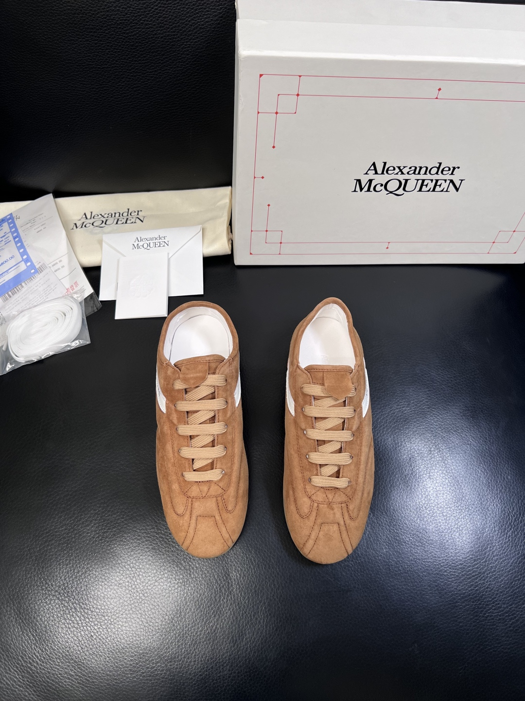Alexander McQueen  高品质  顶级工艺品  麦昆  专柜同步 原厂配置，意大利进口原版