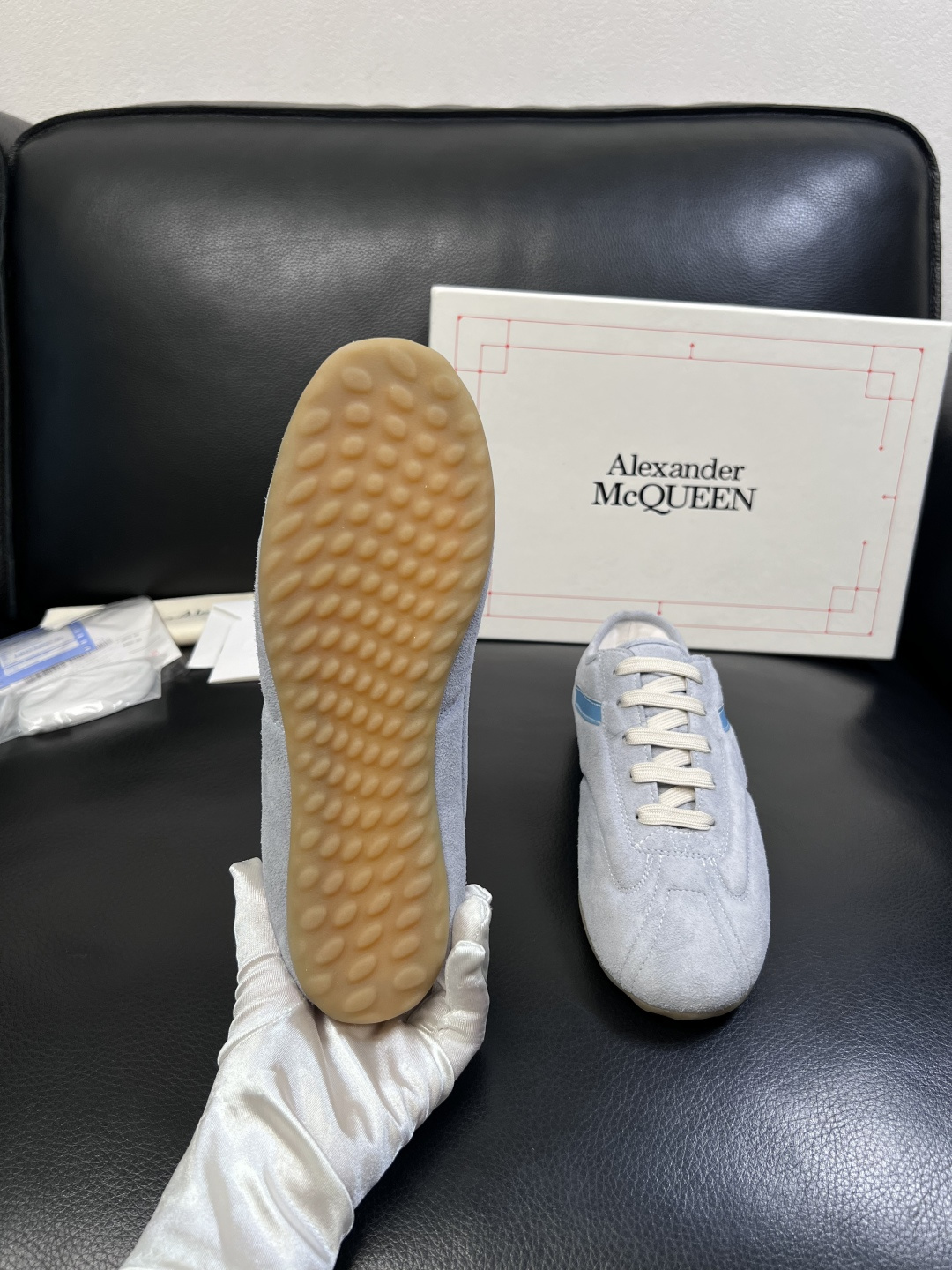 Alexander McQueen  高品质  顶级工艺品  麦昆  专柜同步 原厂配置，意大利进口原版