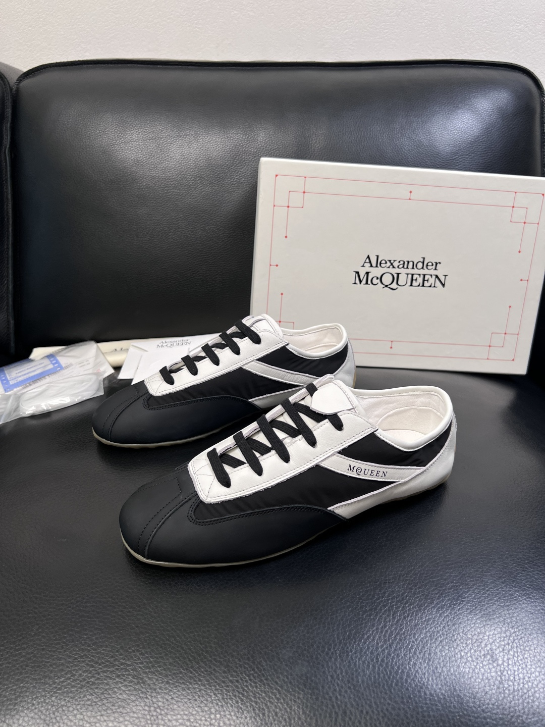 Alexander McQueen  高品质  顶级工艺品  麦昆  专柜同步 原厂配置，意大利进口原版