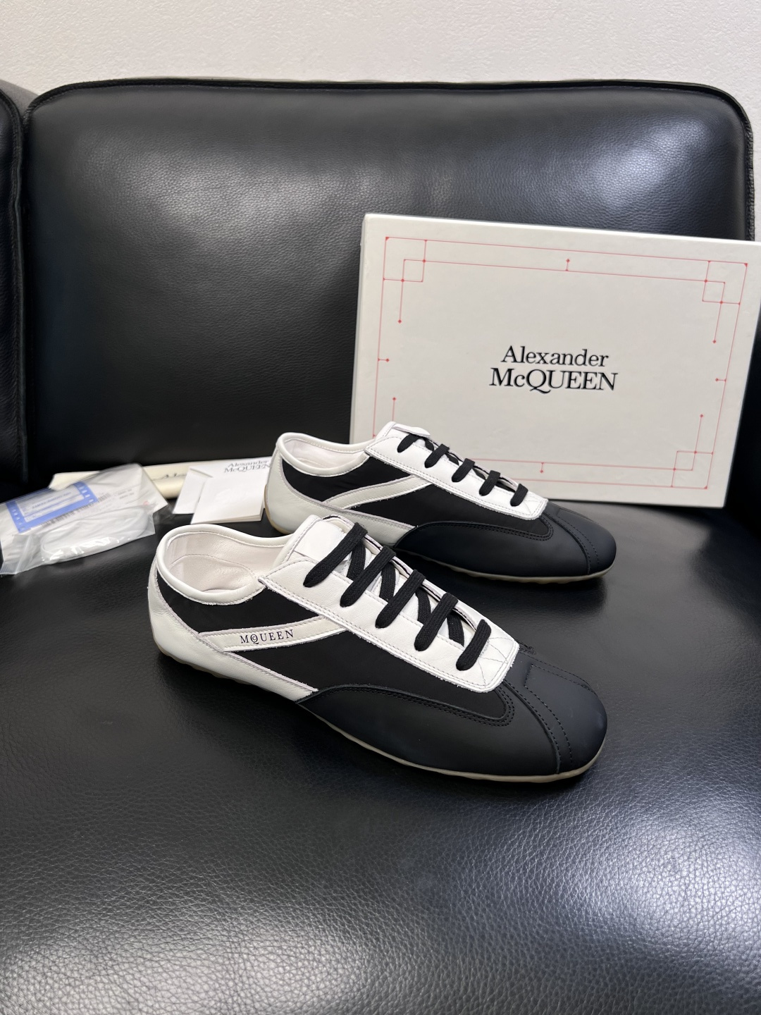 Alexander McQueen  高品质  顶级工艺品  麦昆  专柜同步 原厂配置，意大利进口原版