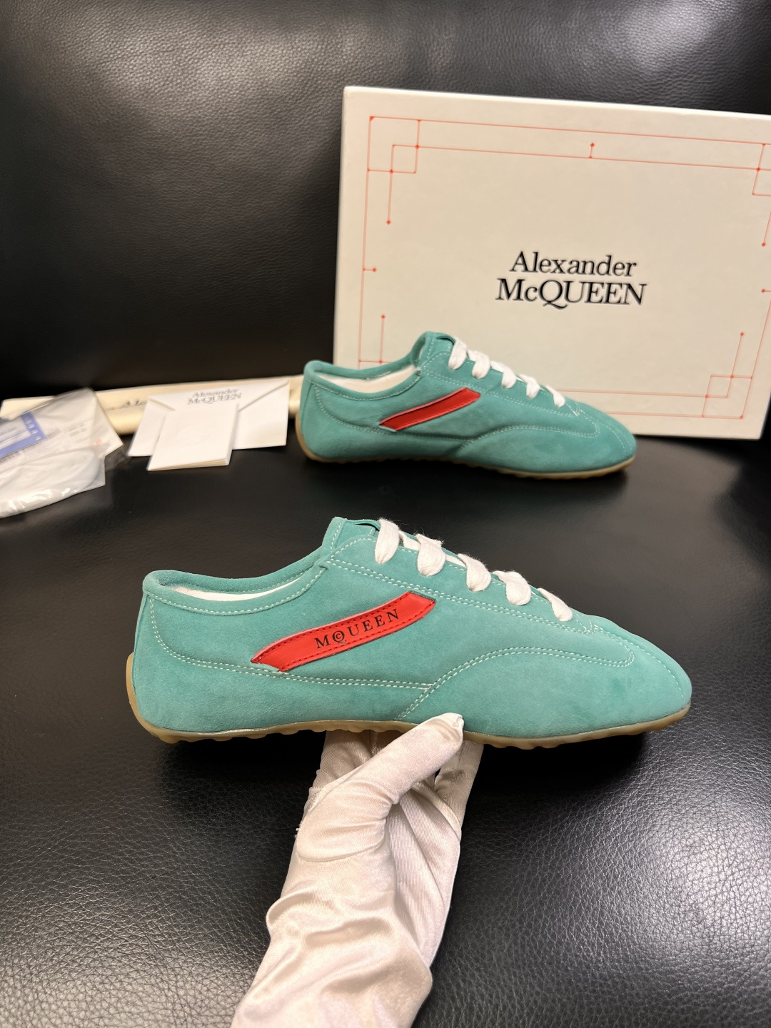 Alexander McQueen  高品质  顶级工艺品  麦昆  专柜同步 原厂配置，意大利进口原版