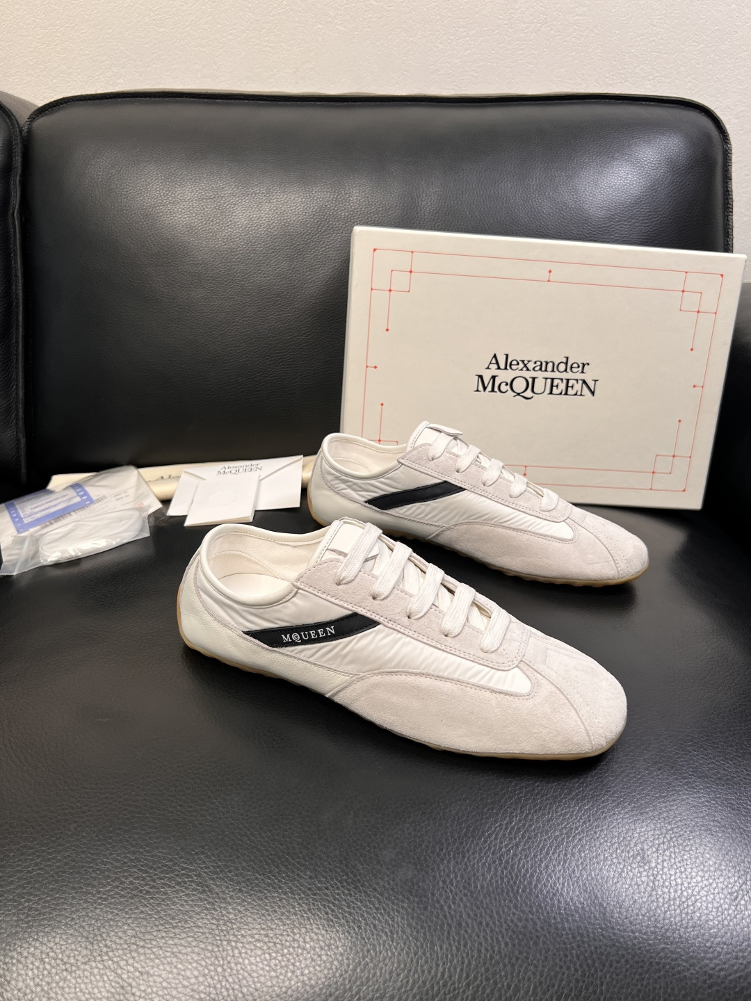 Alexander McQueen  高品质  顶级工艺品  麦昆  专柜同步 原厂配置，意大利进口原版