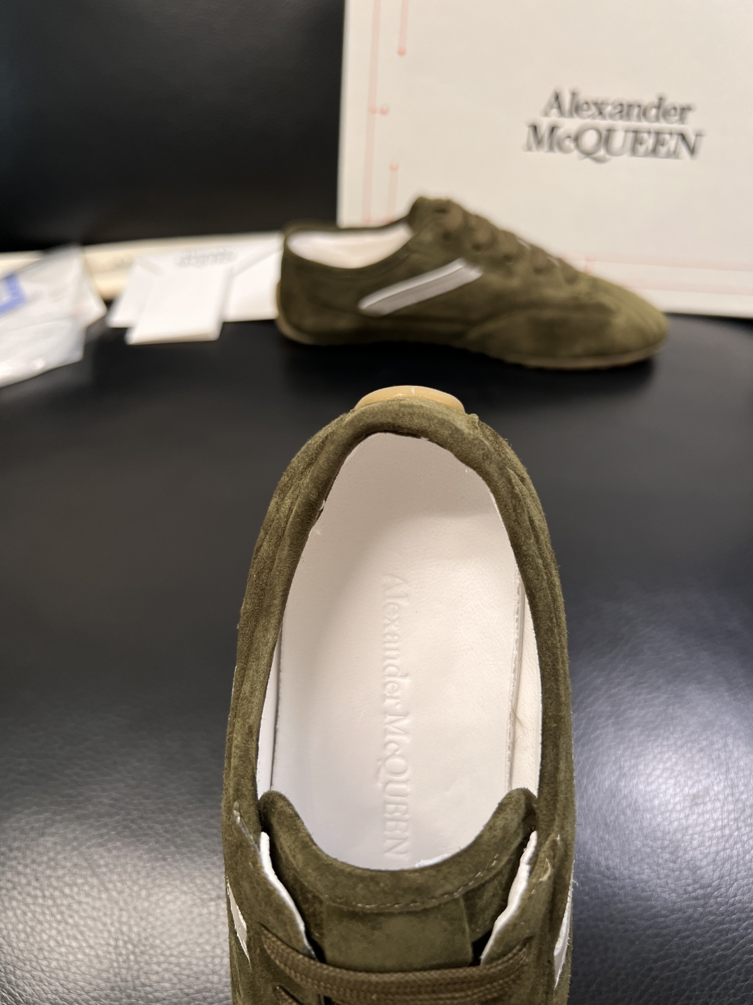 Alexander McQueen  高品质  顶级工艺品  麦昆  专柜同步 原厂配置，意大利进口原版