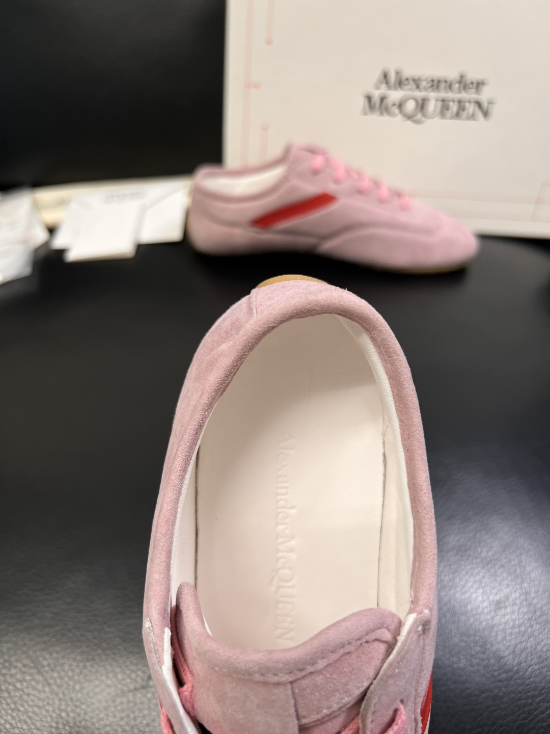 Alexander McQueen  高品质  顶级工艺品  麦昆  专柜同步 原厂配置，意大利进口原版