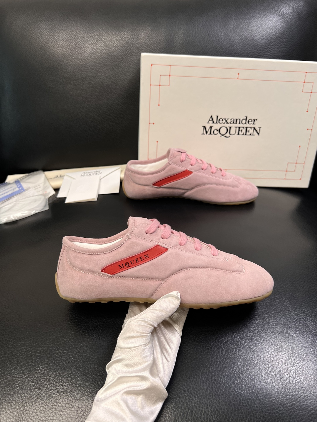 Alexander McQueen  高品质  顶级工艺品  麦昆  专柜同步 原厂配置，意大利进口原版