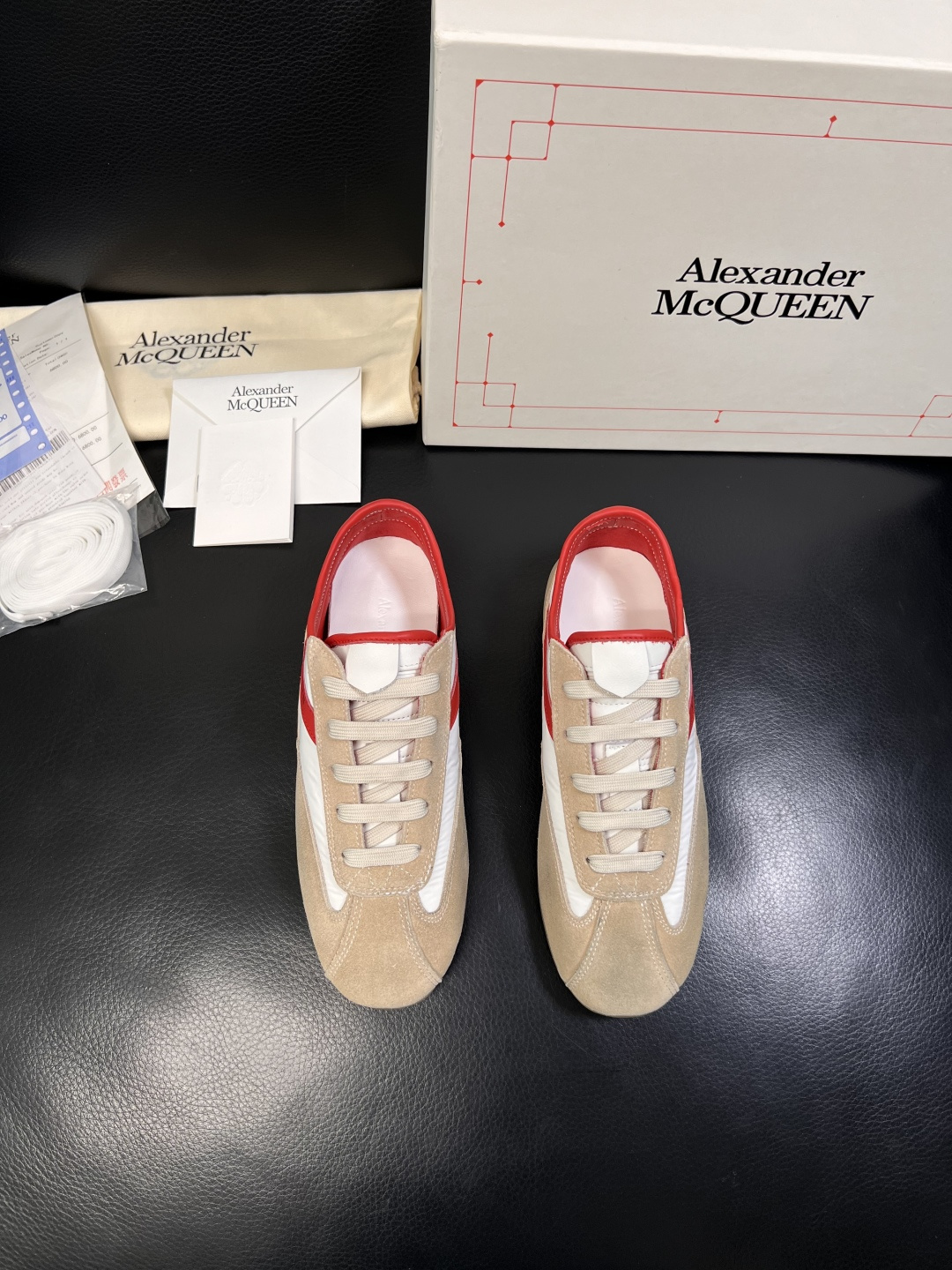 Alexander McQueen  高品质  顶级工艺品  麦昆  专柜同步 原厂配置，意大利进口原版
