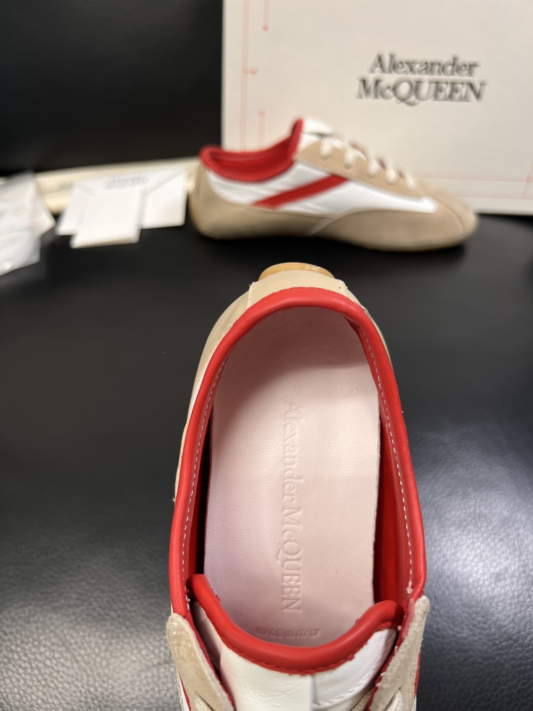 Alexander McQueen  高品质  顶级工艺品  麦昆  专柜同步 原厂配置，意大利进口原版