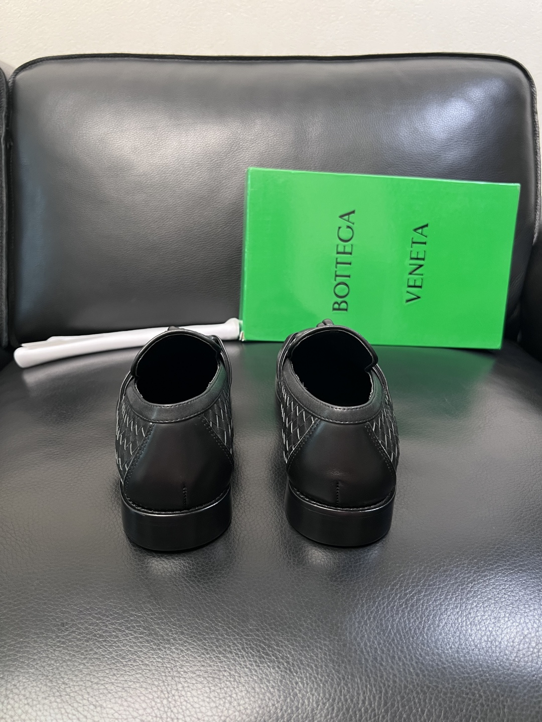 BOTTEGA  VENETA  顶级代购  葆蝶家 专柜同步，鞋面意大利进口编织牛皮面料，透气牛皮内里