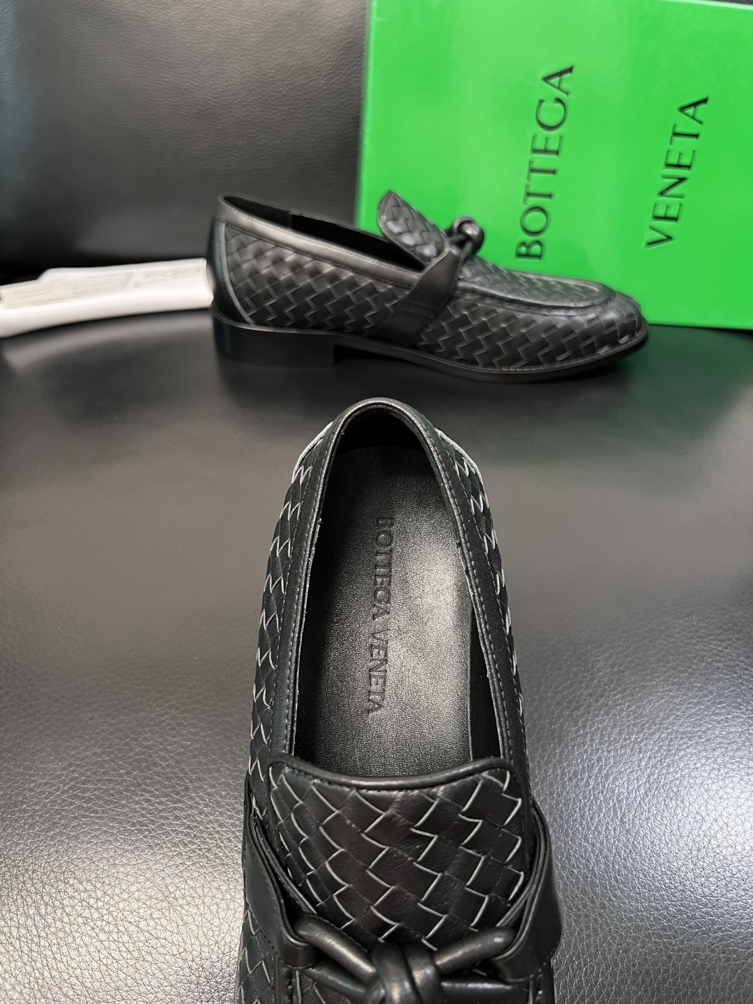 BOTTEGA  VENETA  顶级代购  葆蝶家 专柜同步，鞋面意大利进口编织牛皮面料，透气牛皮内里