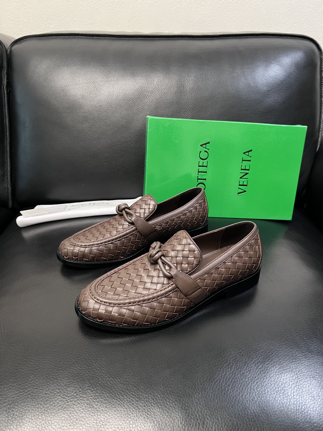 BOTTEGA  VENETA  顶级代购  葆蝶家 专柜同步，鞋面意大利进口编织牛皮面料，透气牛皮内里