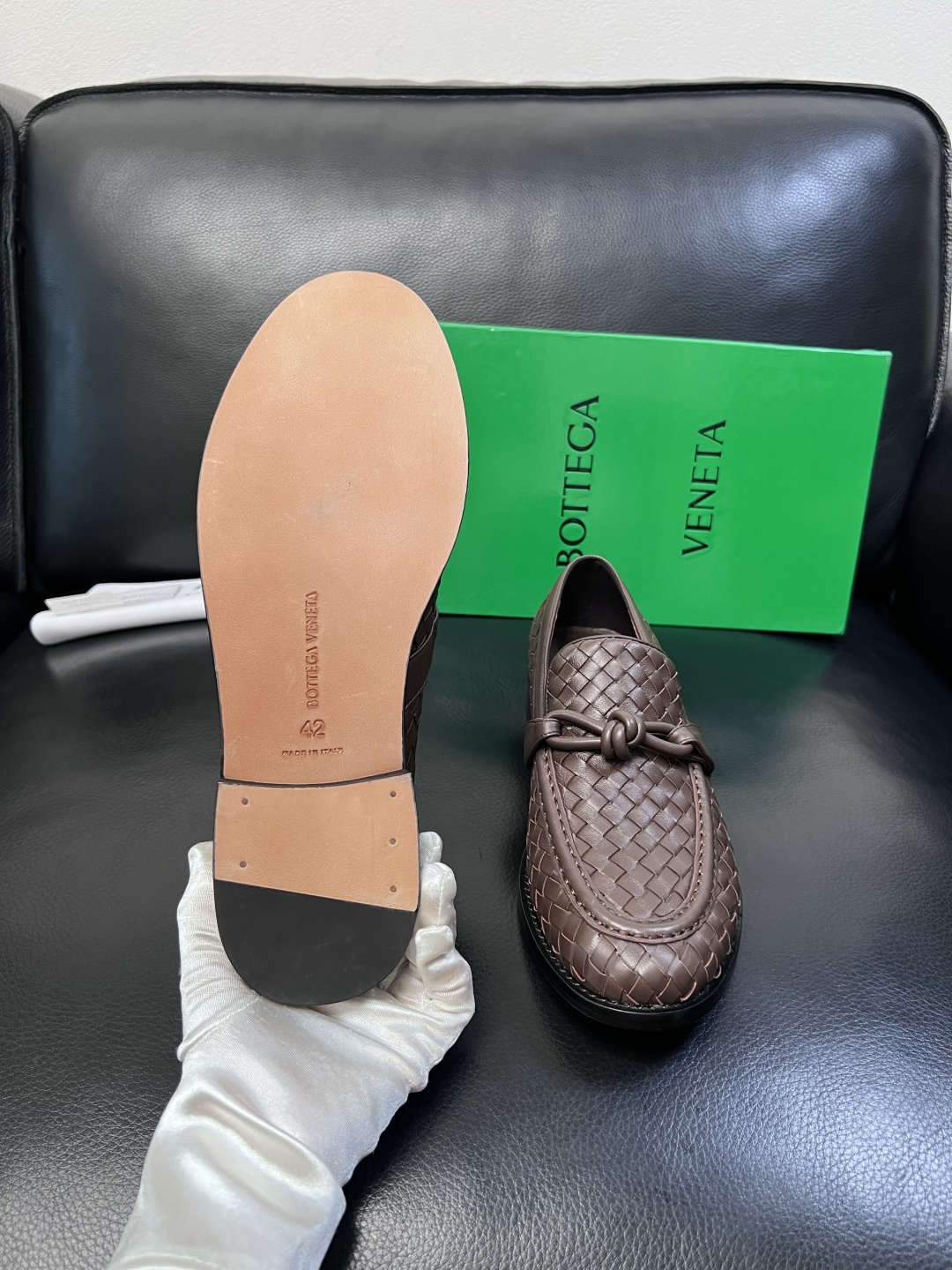 BOTTEGA  VENETA  顶级代购  葆蝶家 专柜同步，鞋面意大利进口编织牛皮面料，透气牛皮内里