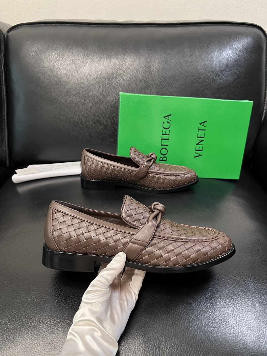 BOTTEGA  VENETA  顶级代购  葆蝶家 专柜同步，鞋面意大利进口编织牛皮面料，透气牛皮内里