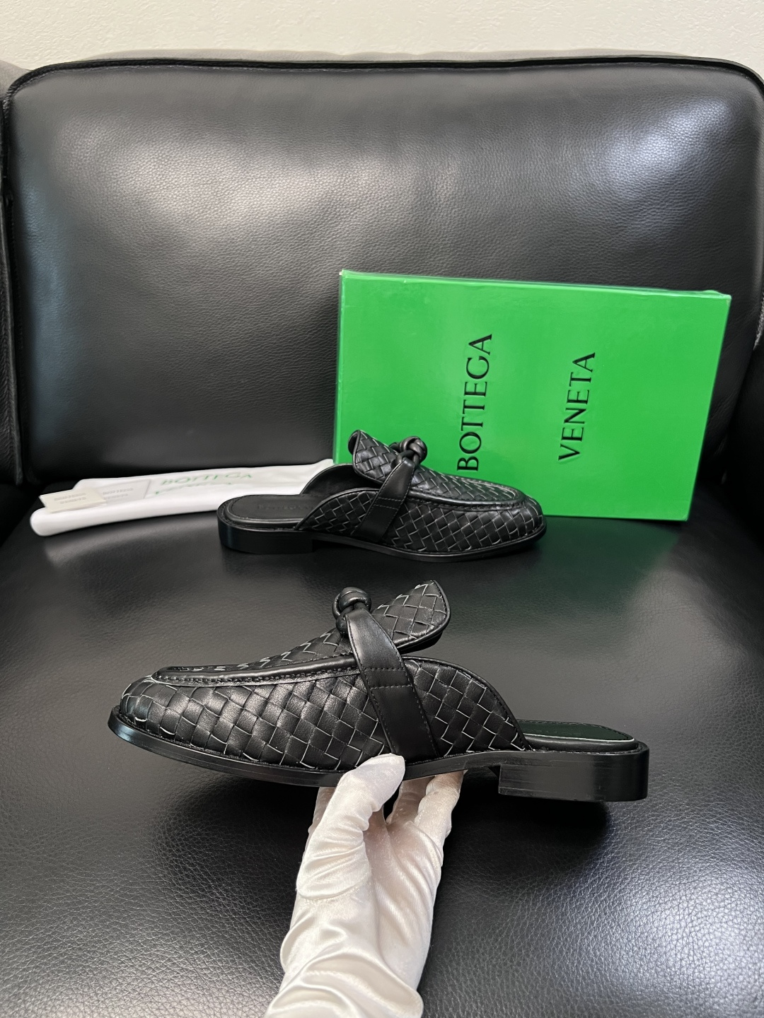 BOTTEGA  VENETA  顶级代购  葆蝶家 专柜同步，鞋面意大利进口编织牛皮面料，透气牛皮内里