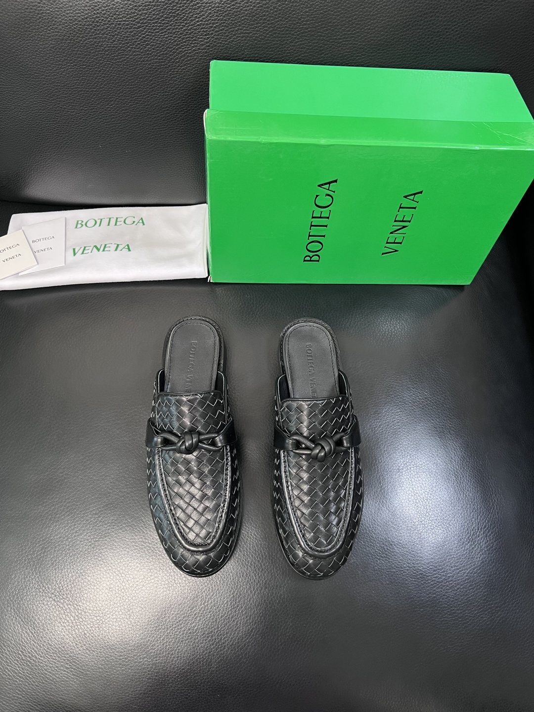 BOTTEGA  VENETA  顶级代购  葆蝶家 专柜同步，鞋面意大利进口编织牛皮面料，透气牛皮内里