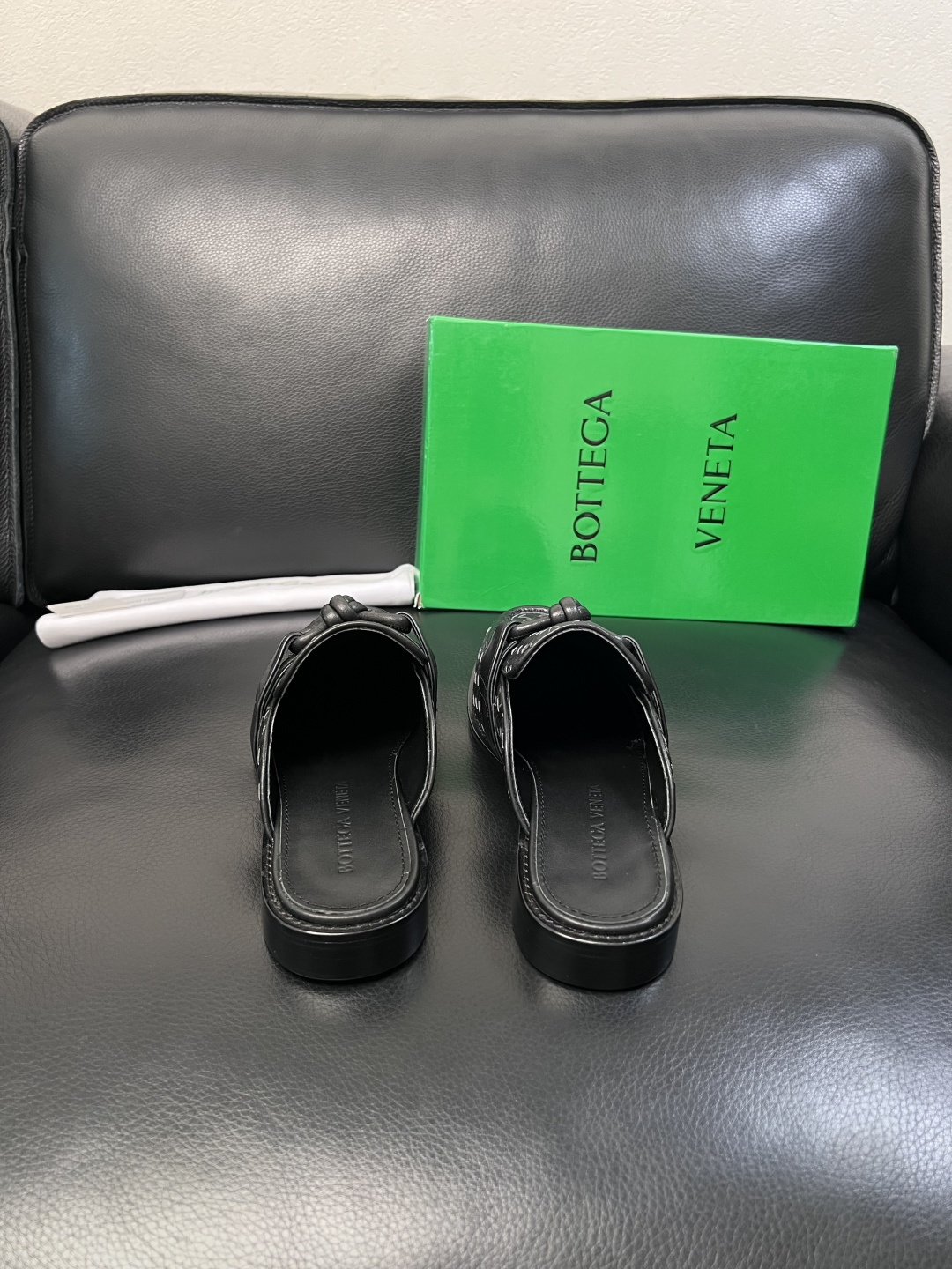 BOTTEGA  VENETA  顶级代购  葆蝶家 专柜同步，鞋面意大利进口编织牛皮面料，透气牛皮内里
