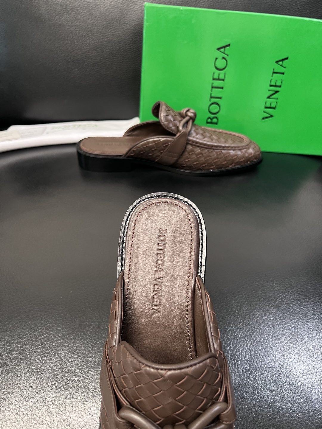 BOTTEGA  VENETA  顶级代购  葆蝶家 专柜同步，鞋面意大利进口编织牛皮面料，透气牛皮内里