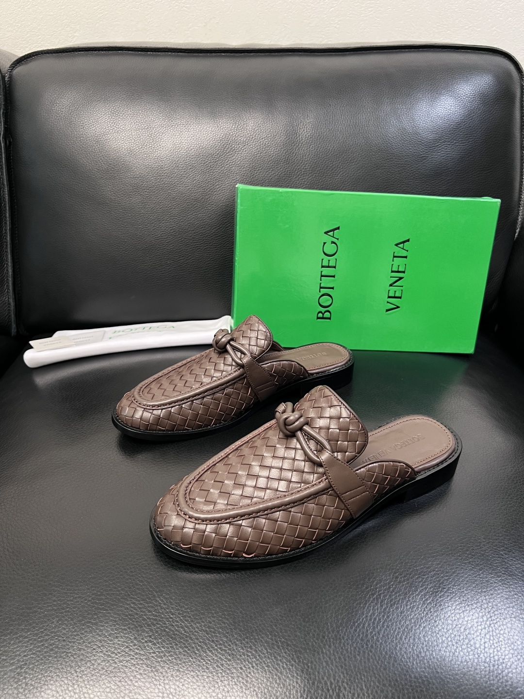 BOTTEGA  VENETA  顶级代购  葆蝶家 专柜同步，鞋面意大利进口编织牛皮面料，透气牛皮内里