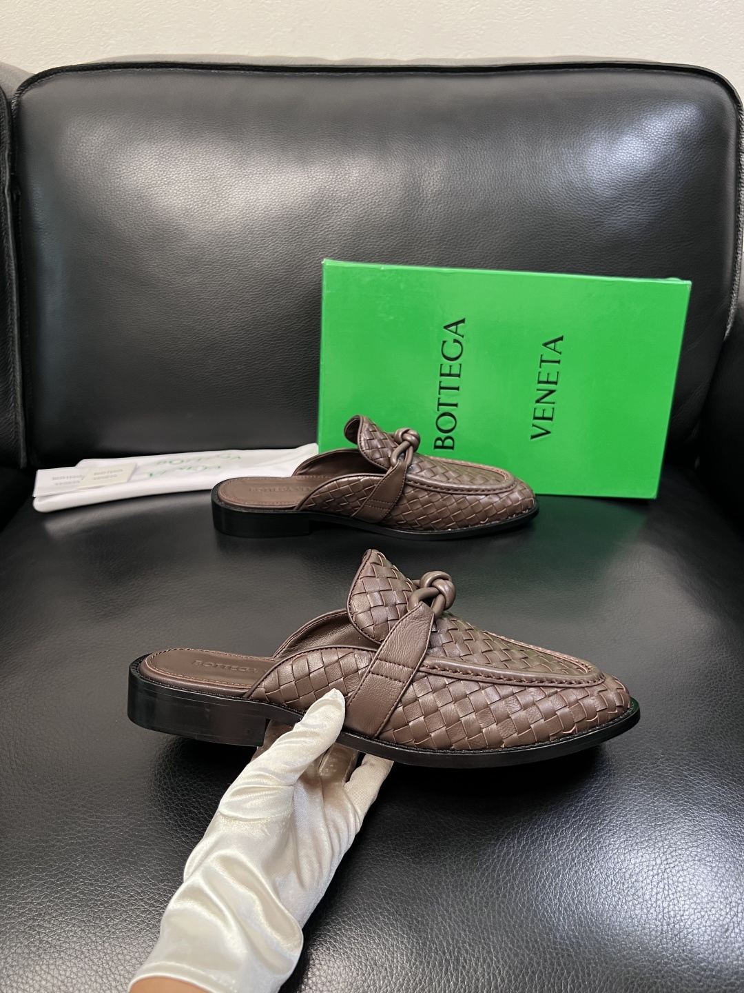 BOTTEGA  VENETA  顶级代购  葆蝶家 专柜同步，鞋面意大利进口编织牛皮面料，透气牛皮内里