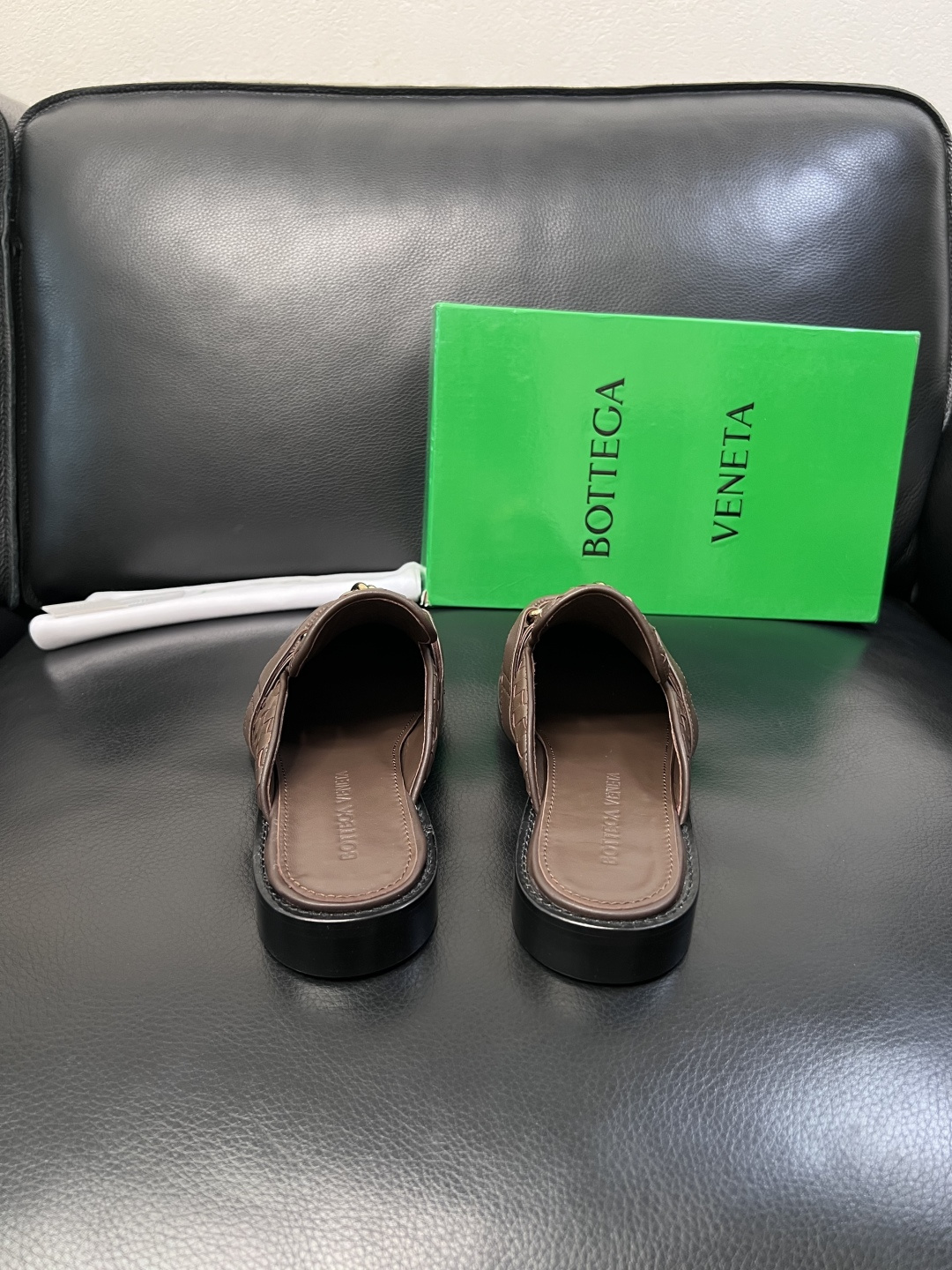 BOTTEGA  VENETA  顶级代购  葆蝶家 专柜同步，鞋面意大利进口编织牛皮面料，透气牛皮内里
