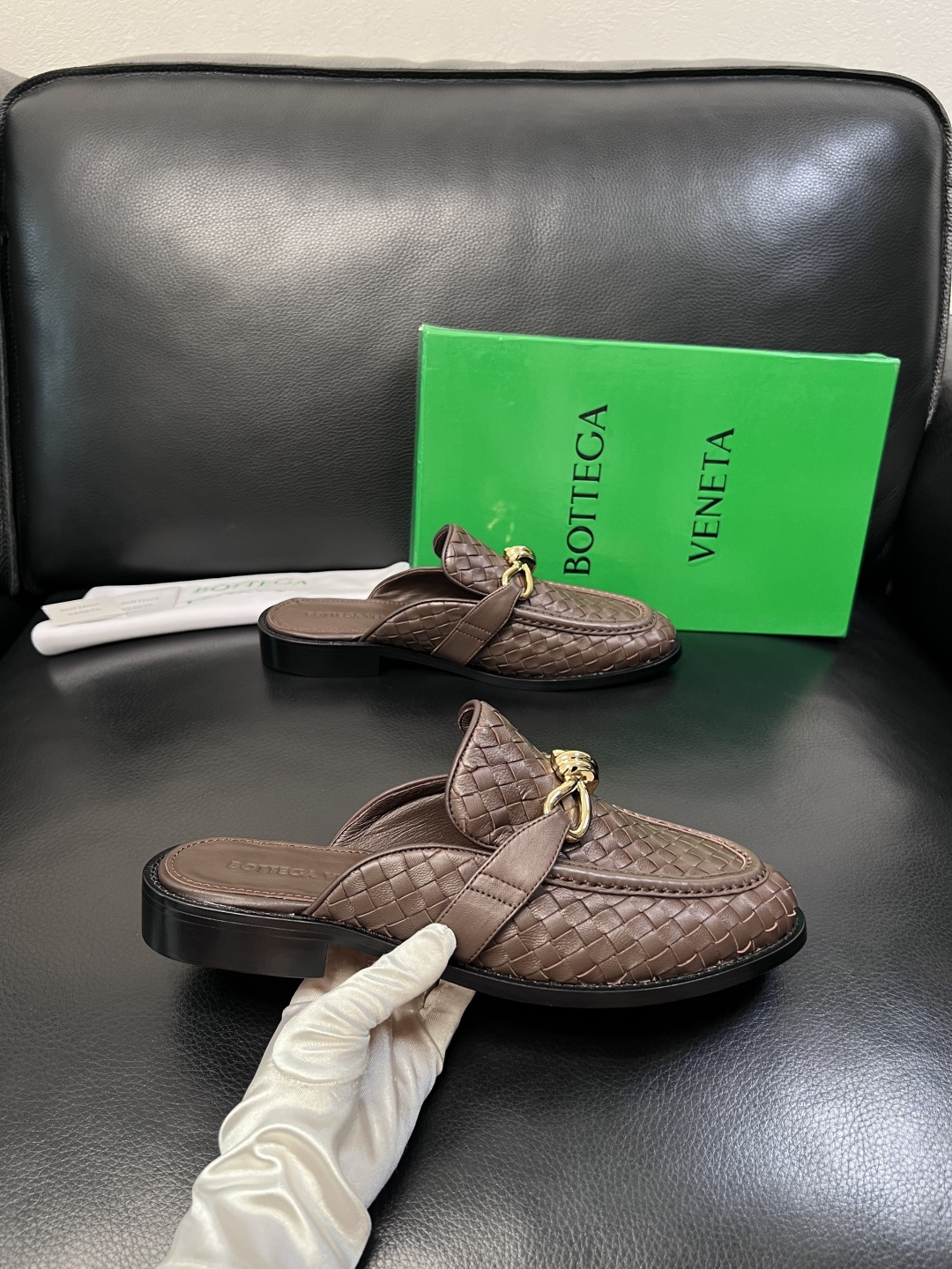 BOTTEGA  VENETA  顶级代购  葆蝶家 专柜同步，鞋面意大利进口编织牛皮面料，透气牛皮内里