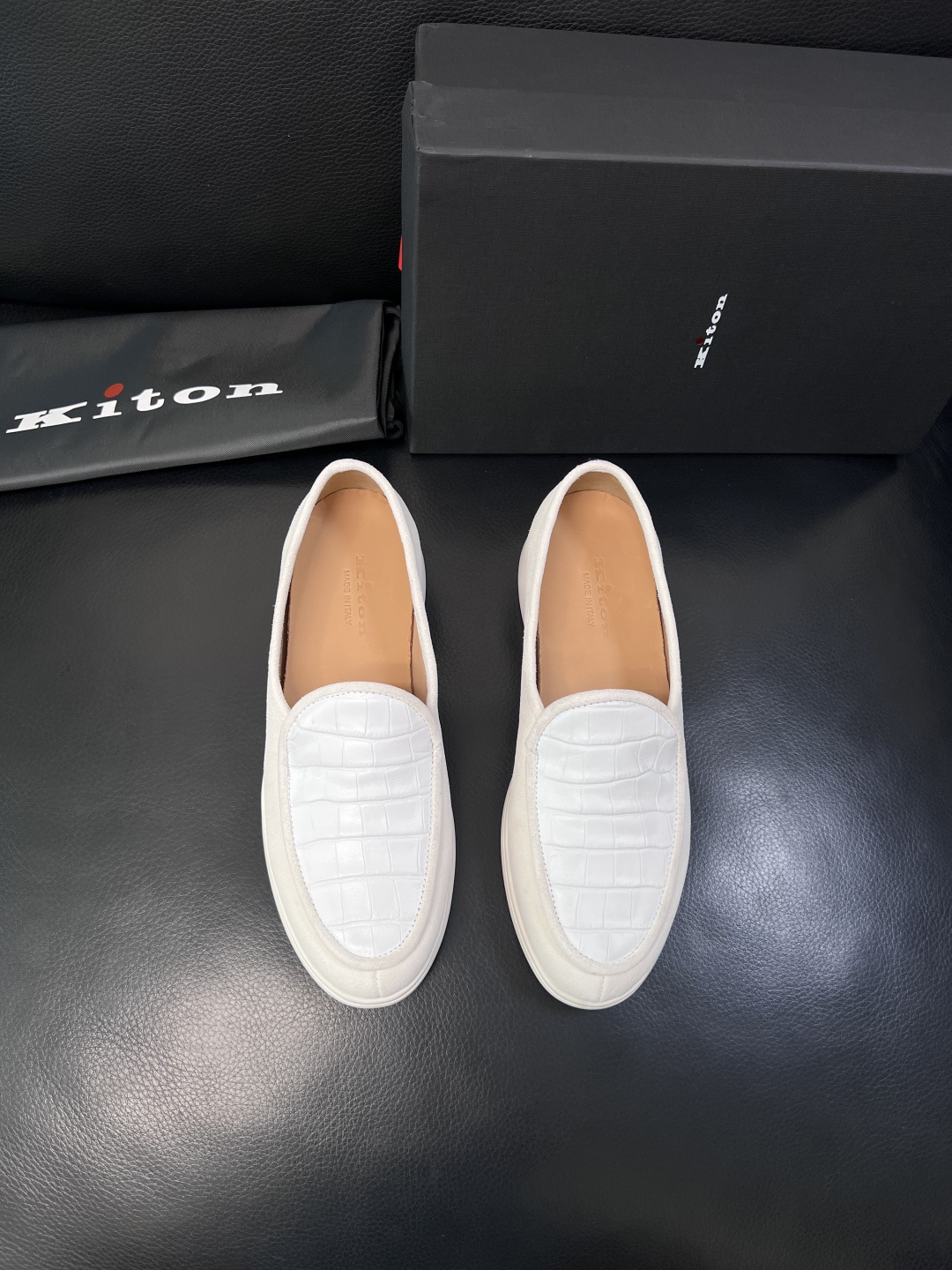 ⚠️只换码不退⚠️    kiton  高品质   顶级工艺品  专柜新品同步，鞋面意大利进口牛皮面料，
