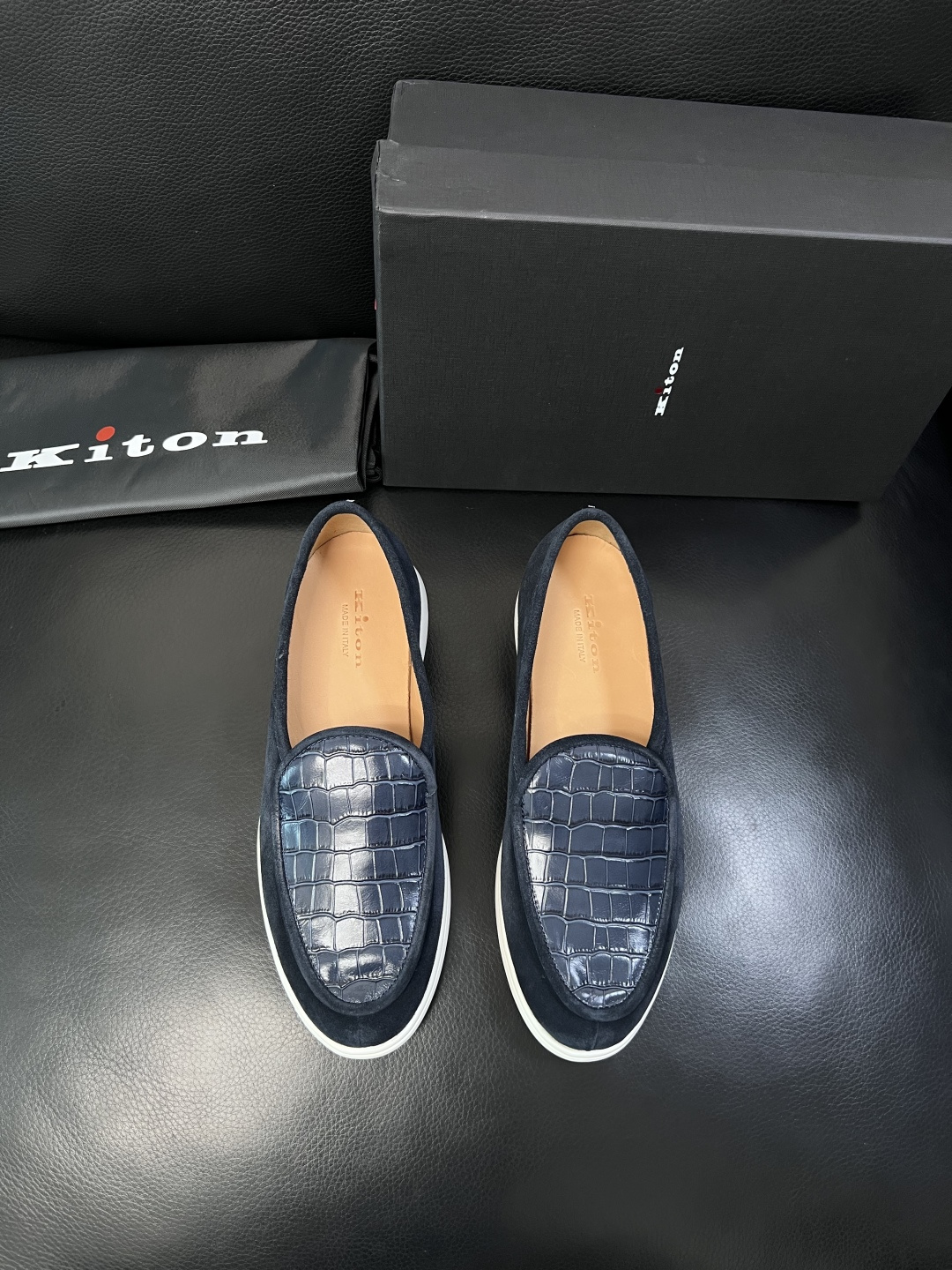 ⚠️只换码不退⚠️    kiton  高品质   顶级工艺品  专柜新品同步，鞋面意大利进口牛皮面料，