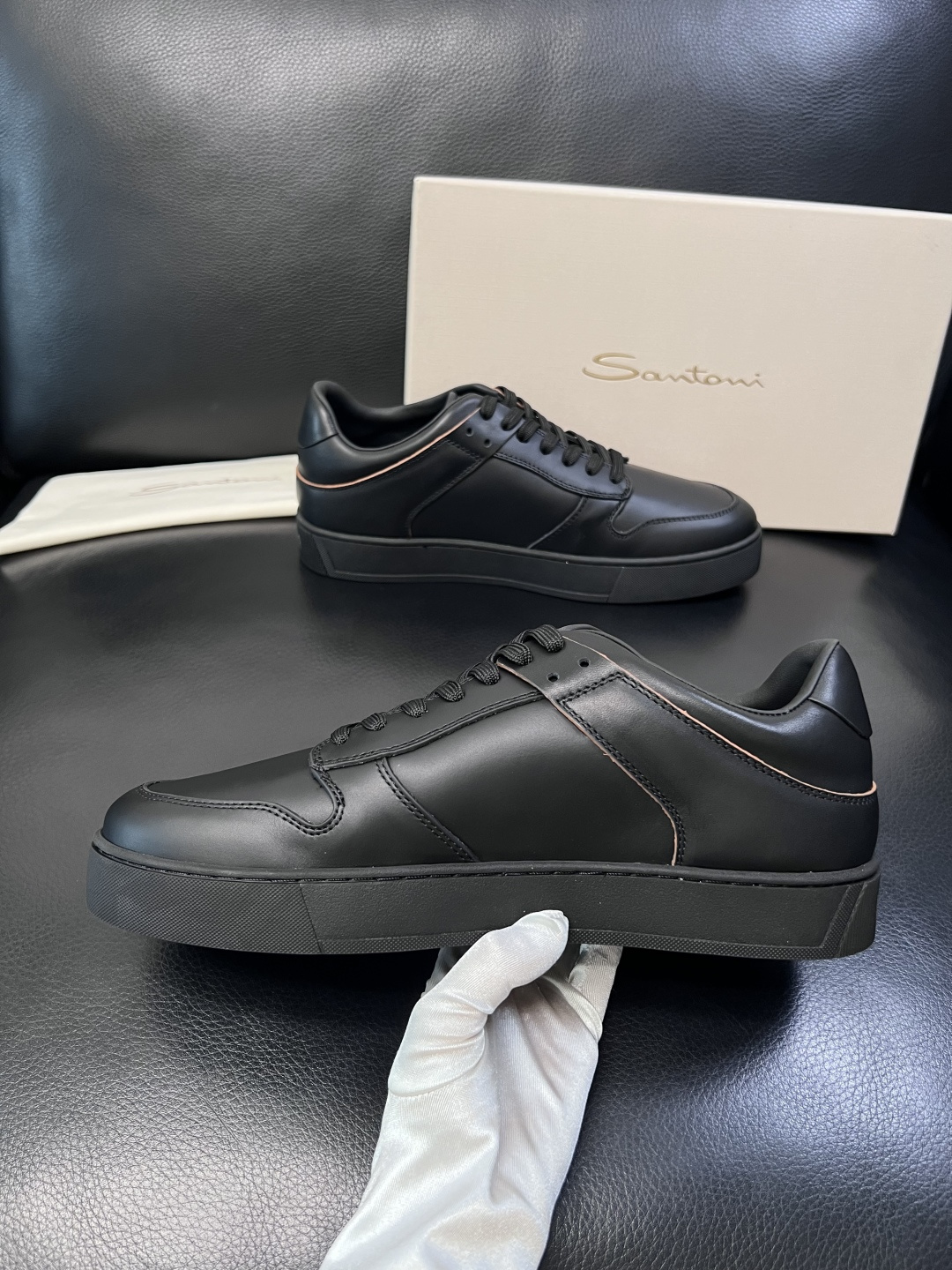 ⚠️只换码不退⚠️    Santoni  高品质  圣东尼   顶级工艺品  专柜新品同步，鞋面意大利
