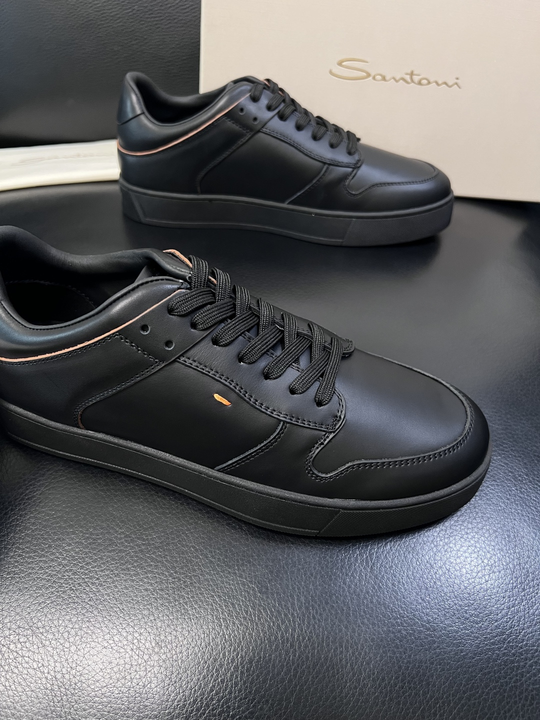 ⚠️只换码不退⚠️    Santoni  高品质  圣东尼   顶级工艺品  专柜新品同步，鞋面意大利
