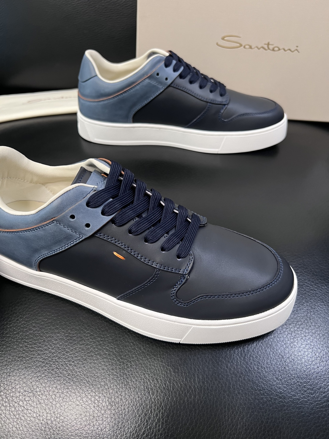 ⚠️只换码不退⚠️    Santoni  高品质  圣东尼   顶级工艺品  专柜新品同步，鞋面意大利