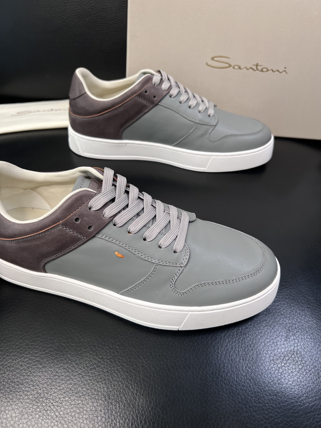 ⚠️只换码不退⚠️    Santoni  高品质  圣东尼   顶级工艺品  专柜新品同步，鞋面意大利