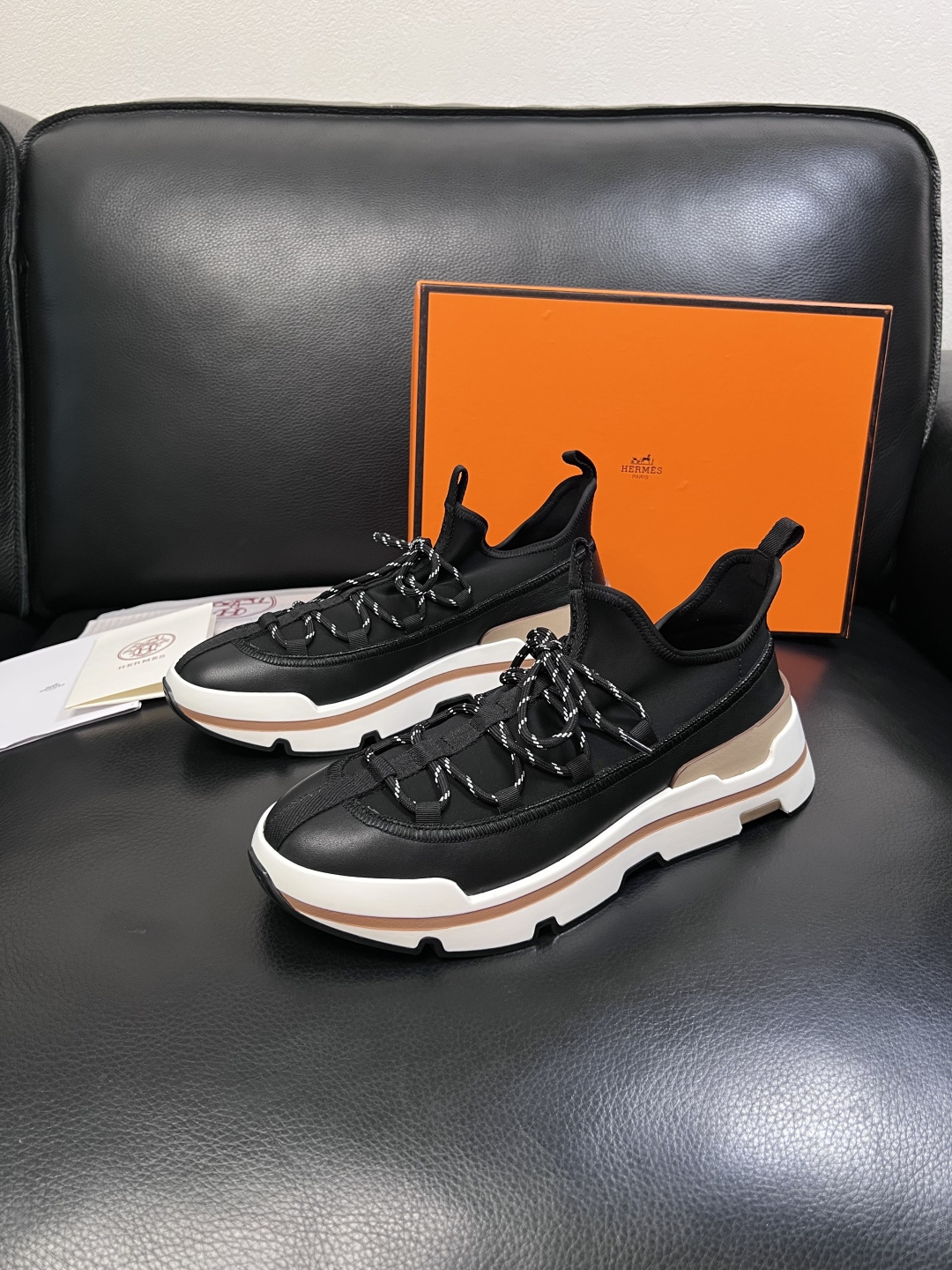Hermes 高品质  顶级工艺品  爱马仕 专柜同步发售原厂配置，意大利进口原版牛皮拼布面料，高品质拼