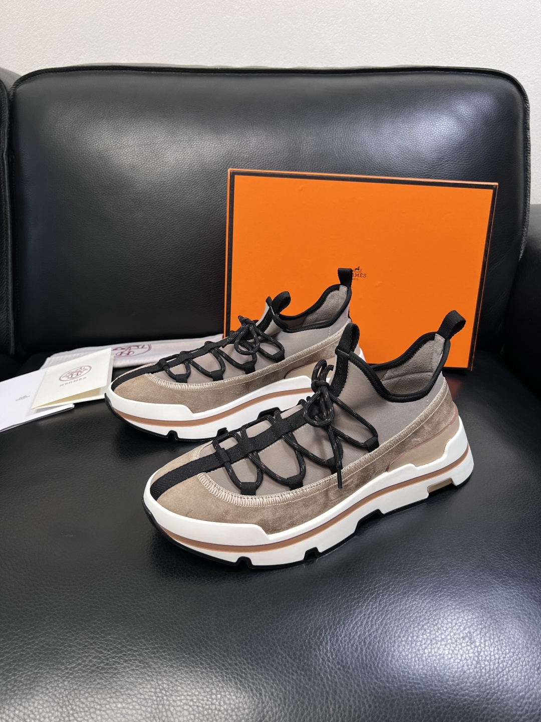 Hermes 高品质  顶级工艺品  爱马仕 专柜同步发售原厂配置，意大利进口原版牛皮拼布面料，高品质拼