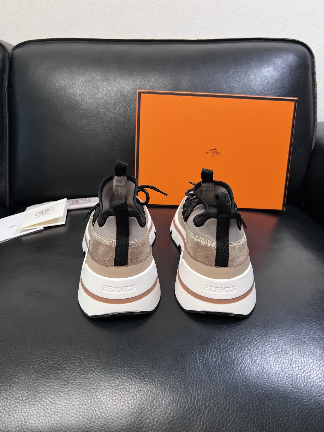 Hermes 高品质  顶级工艺品  爱马仕 专柜同步发售原厂配置，意大利进口原版牛皮拼布面料，高品质拼