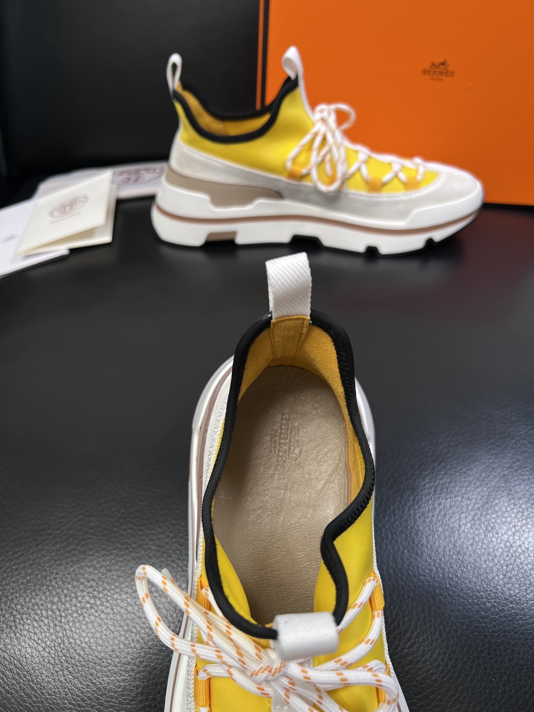 Hermes 高品质  顶级工艺品  爱马仕 专柜同步发售原厂配置，意大利进口原版牛皮拼布面料，高品质拼
