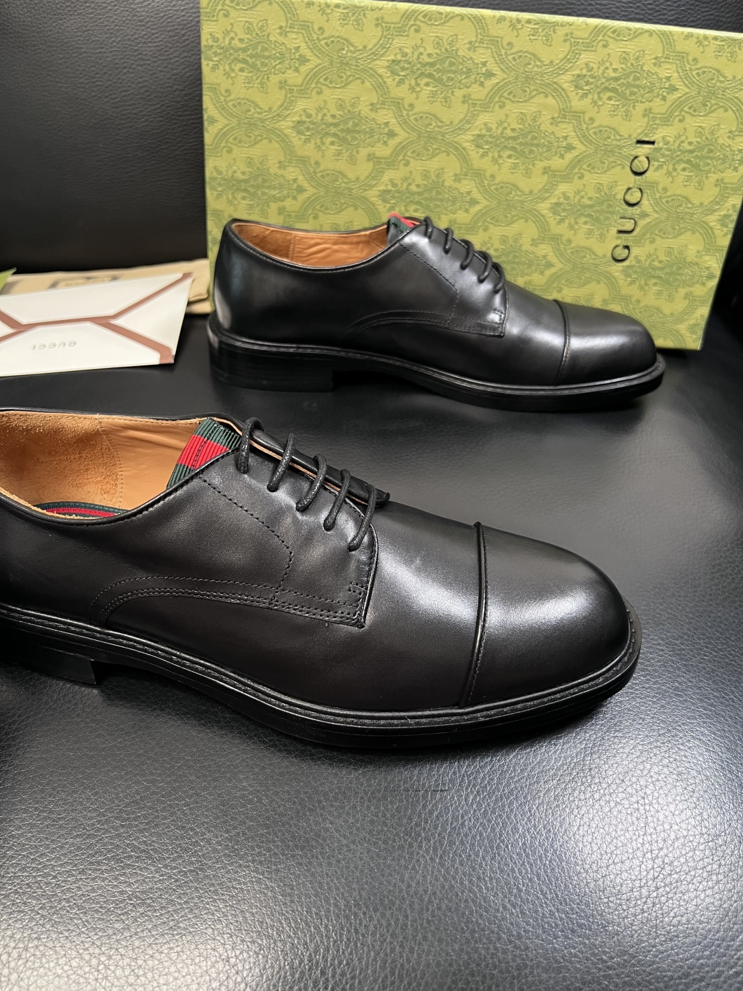 Gucci  高品质  顶级工艺品  古奇  皮鞋系列专柜同步 原厂配置，意大利进口原版牛皮，进口水染牛