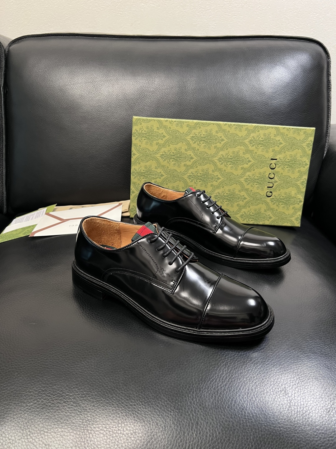 Gucci  高品质  顶级工艺品  古奇  皮鞋系列专柜同步 原厂配置，意大利进口原版牛皮，进口水染牛