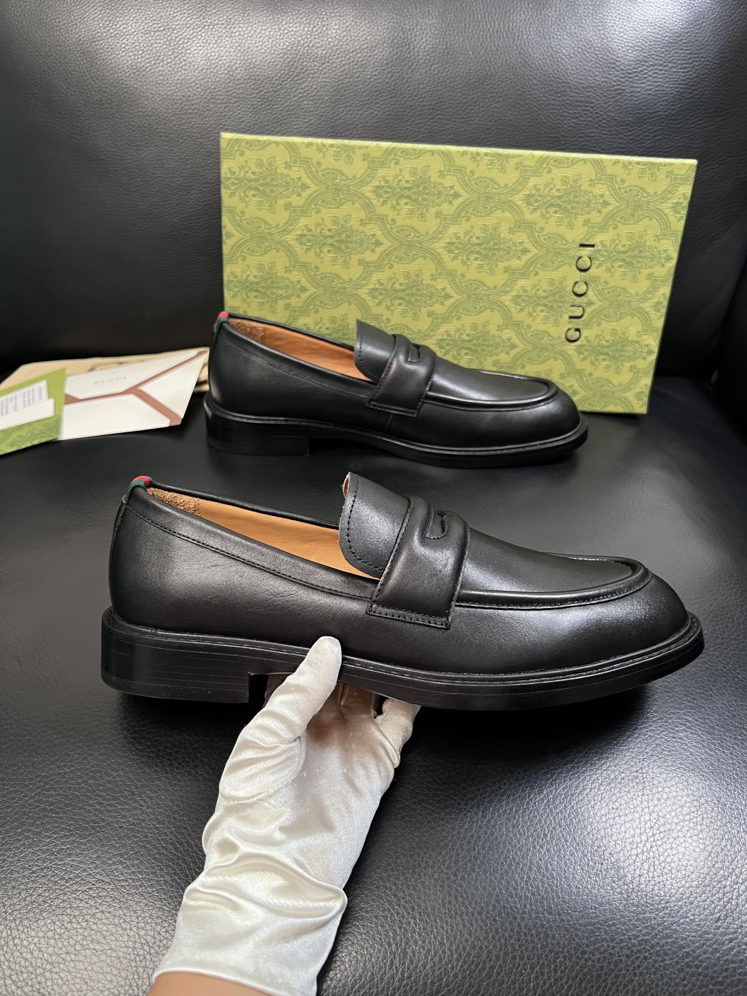 Gucci  高品质  顶级工艺品  古奇  皮鞋系列专柜同步 原厂配置，意大利进口原版牛皮，进口水染牛