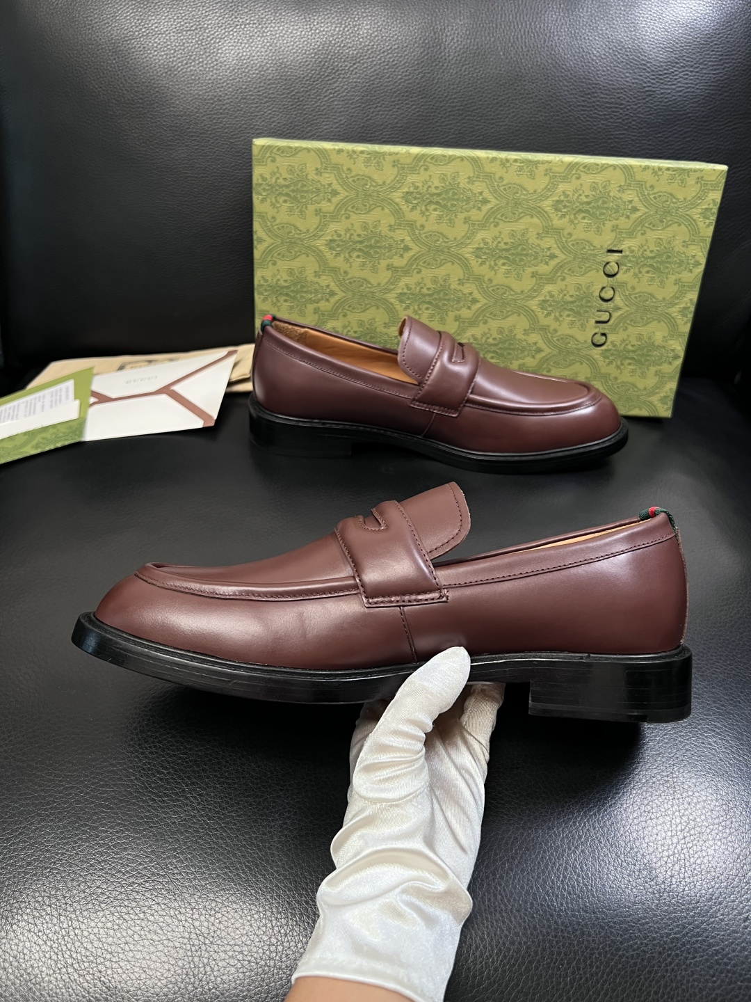 Gucci  高品质  顶级工艺品  古奇  皮鞋系列专柜同步 原厂配置，意大利进口原版牛皮，进口水染牛
