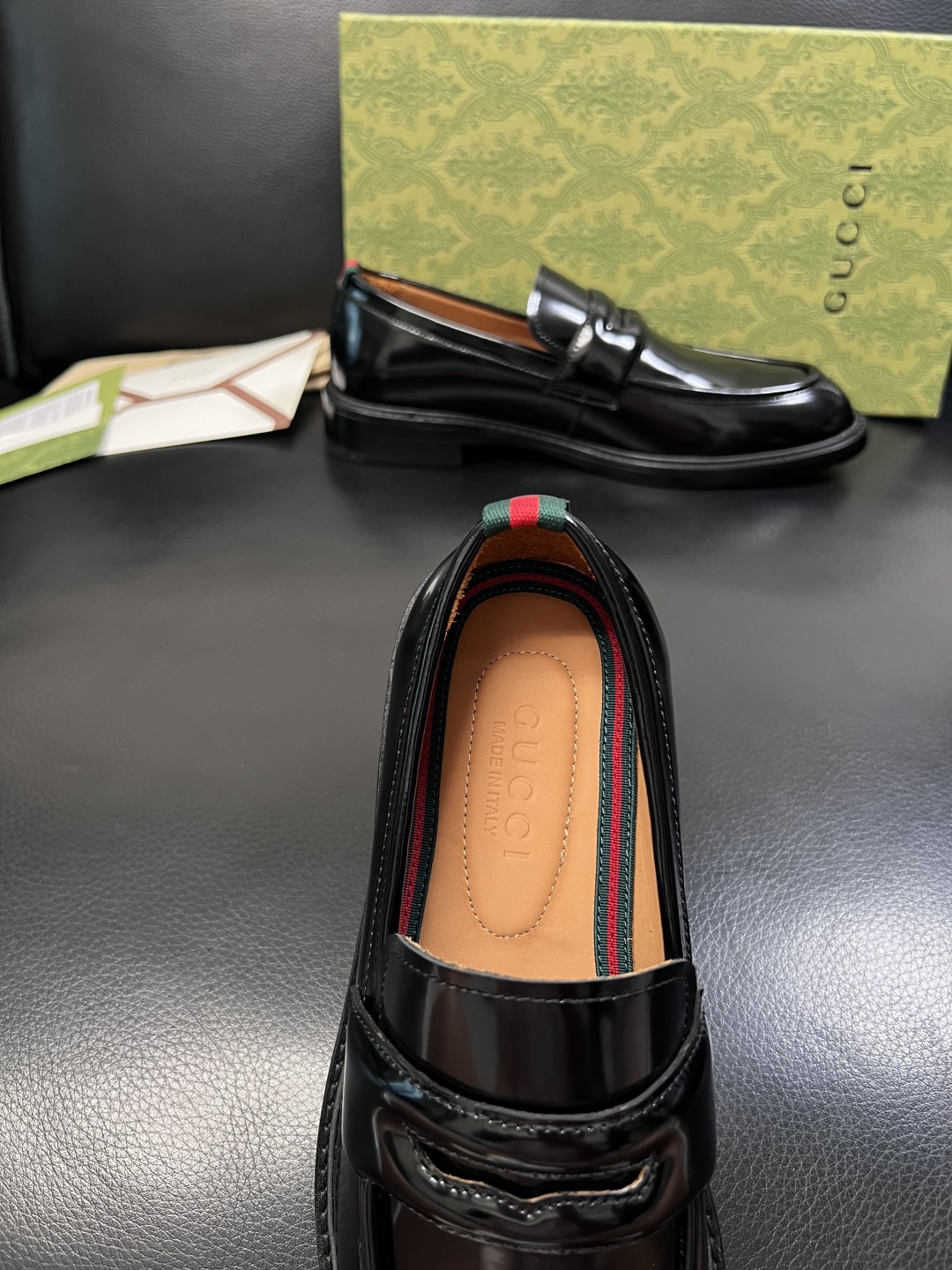 Gucci  高品质  顶级工艺品  古奇  皮鞋系列专柜同步 原厂配置，意大利进口原版牛皮，进口水染牛