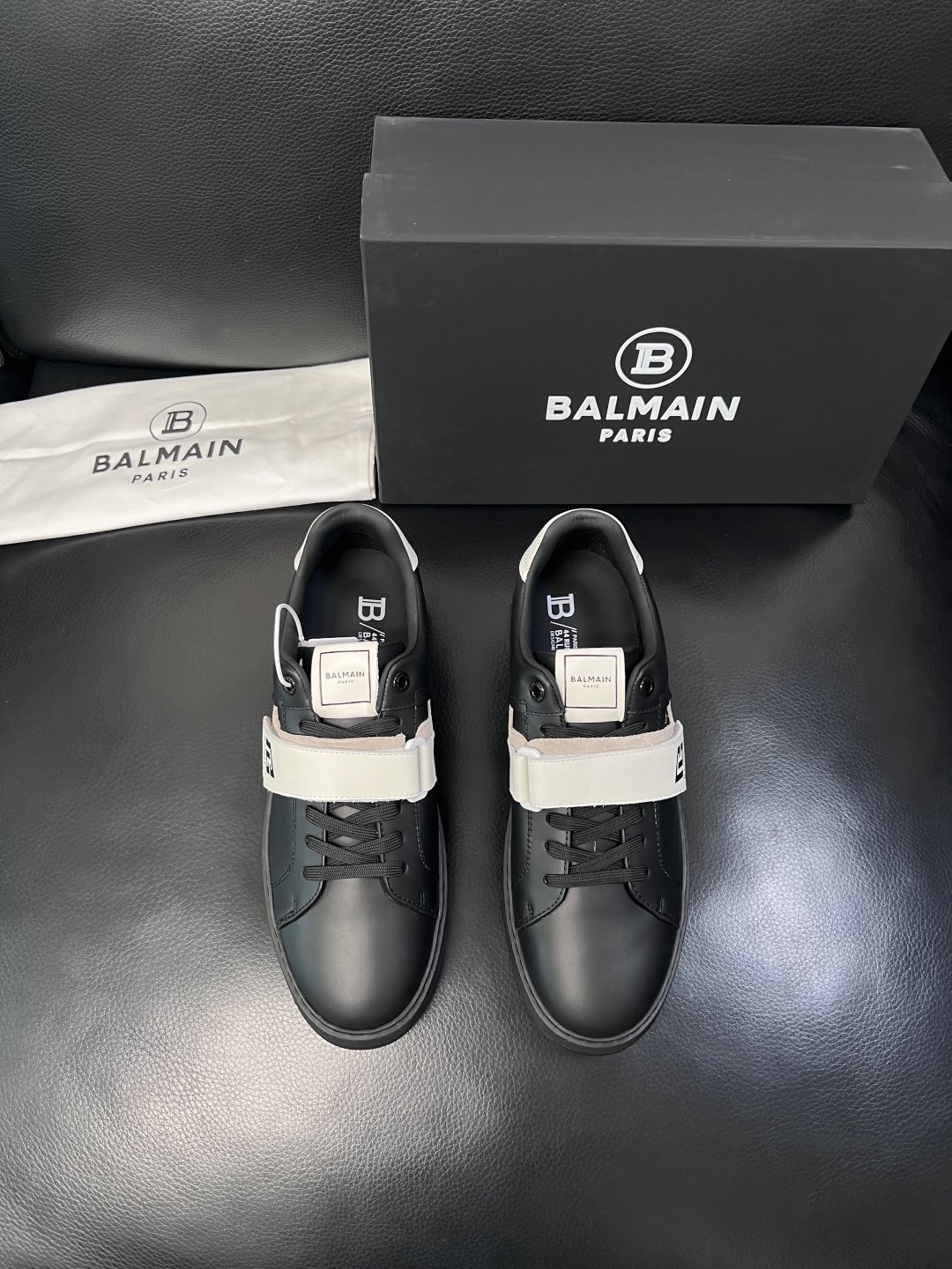 ⚠️只换码不退⚠️    BALMAIN  高品质  巴尔曼  顶级工艺品  专柜新品同步，鞋面意大利进