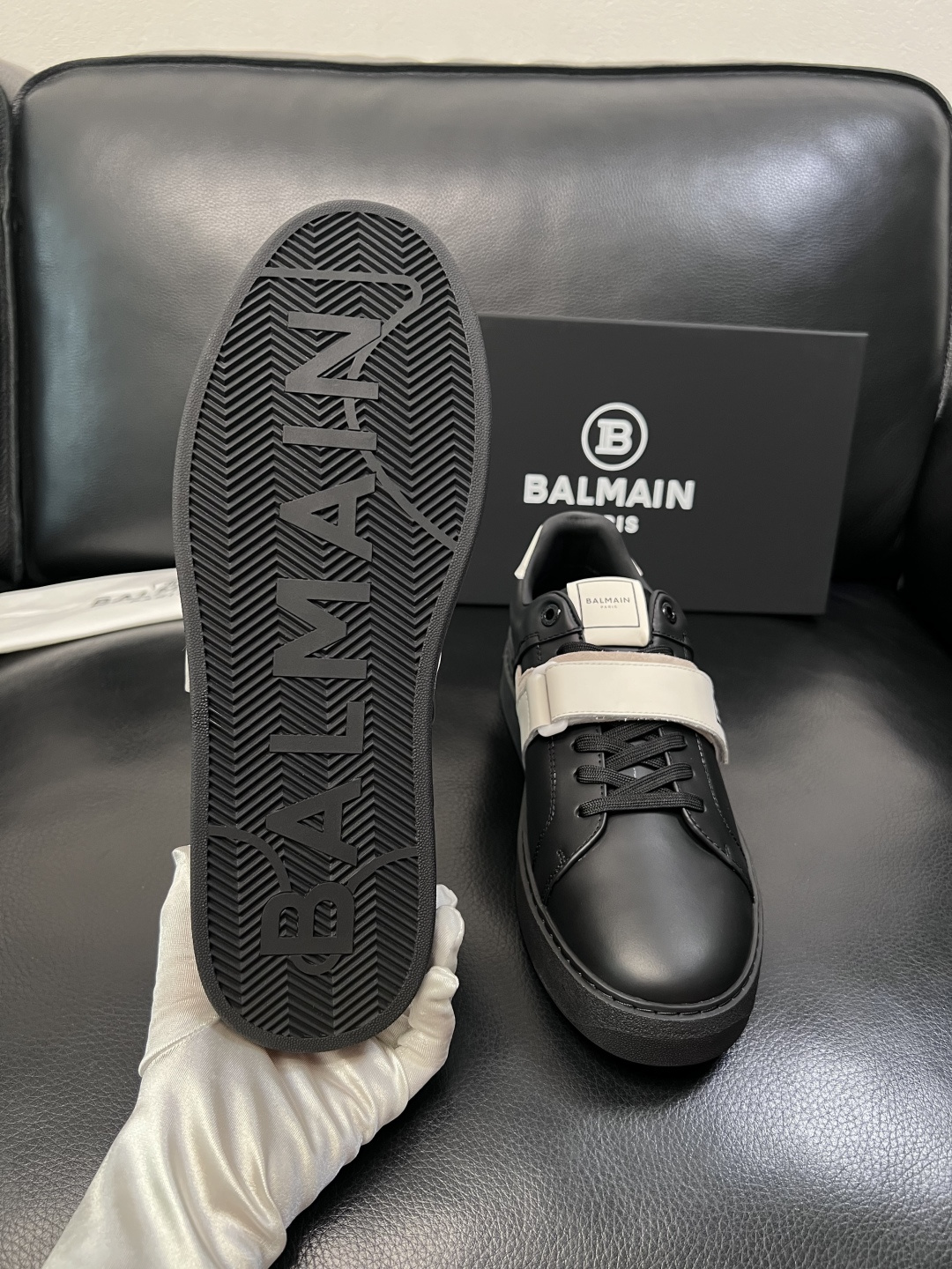 ⚠️只换码不退⚠️    BALMAIN  高品质  巴尔曼  顶级工艺品  专柜新品同步，鞋面意大利进