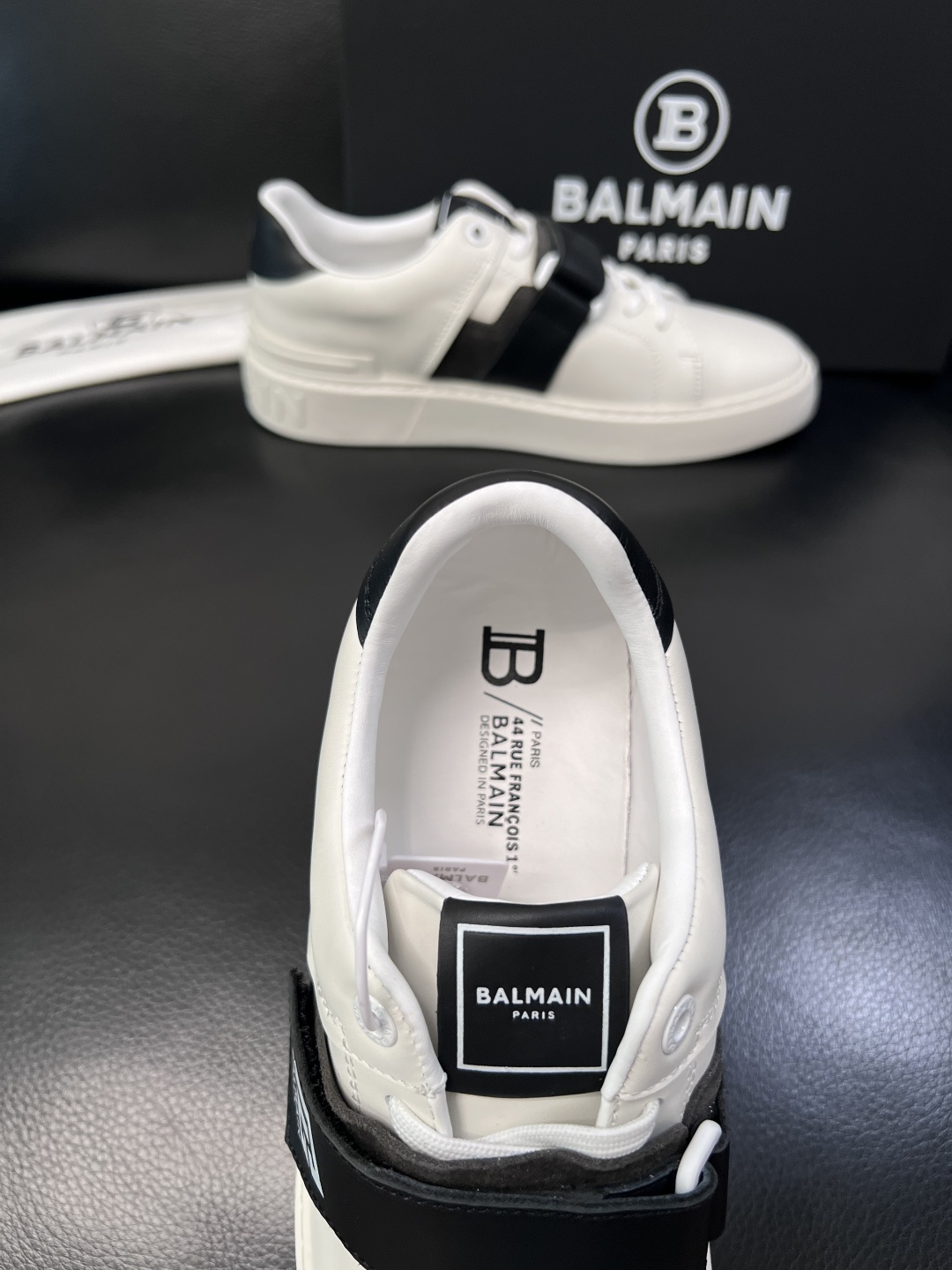 ⚠️只换码不退⚠️    BALMAIN  高品质  巴尔曼  顶级工艺品  专柜新品同步，鞋面意大利进