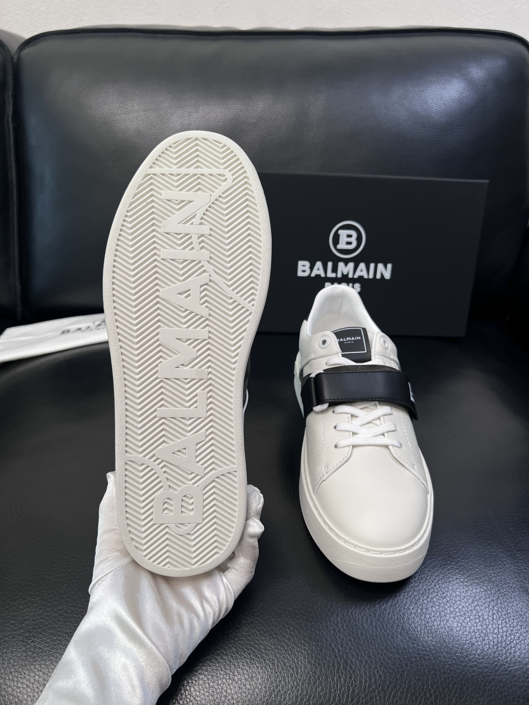 ⚠️只换码不退⚠️    BALMAIN  高品质  巴尔曼  顶级工艺品  专柜新品同步，鞋面意大利进