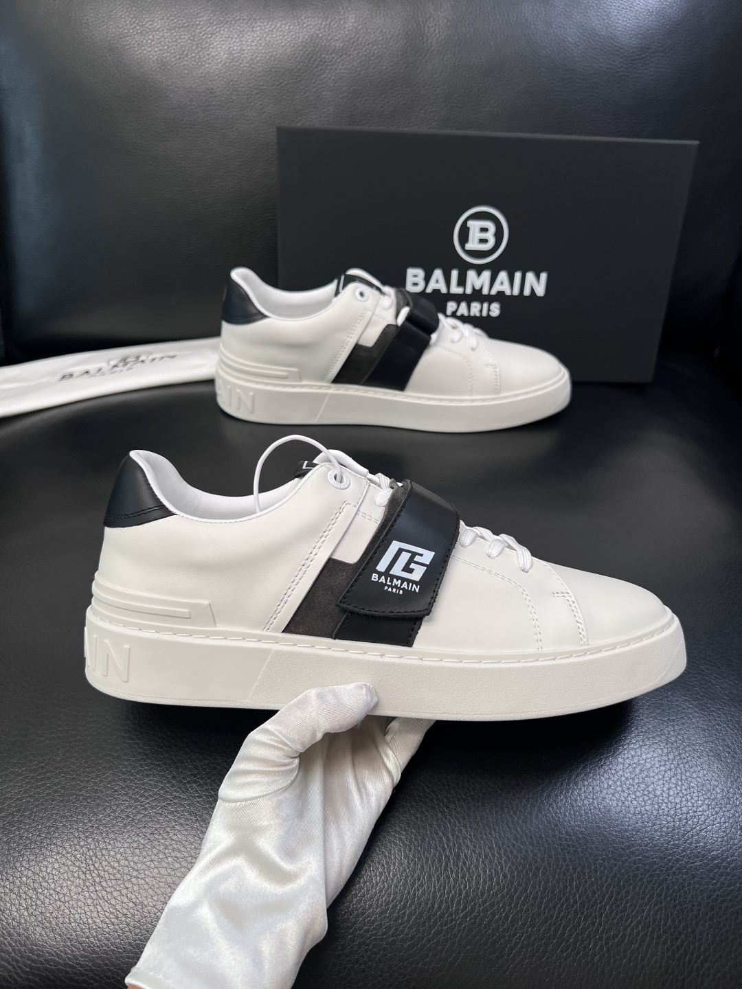 ⚠️只换码不退⚠️    BALMAIN  高品质  巴尔曼  顶级工艺品  专柜新品同步，鞋面意大利进